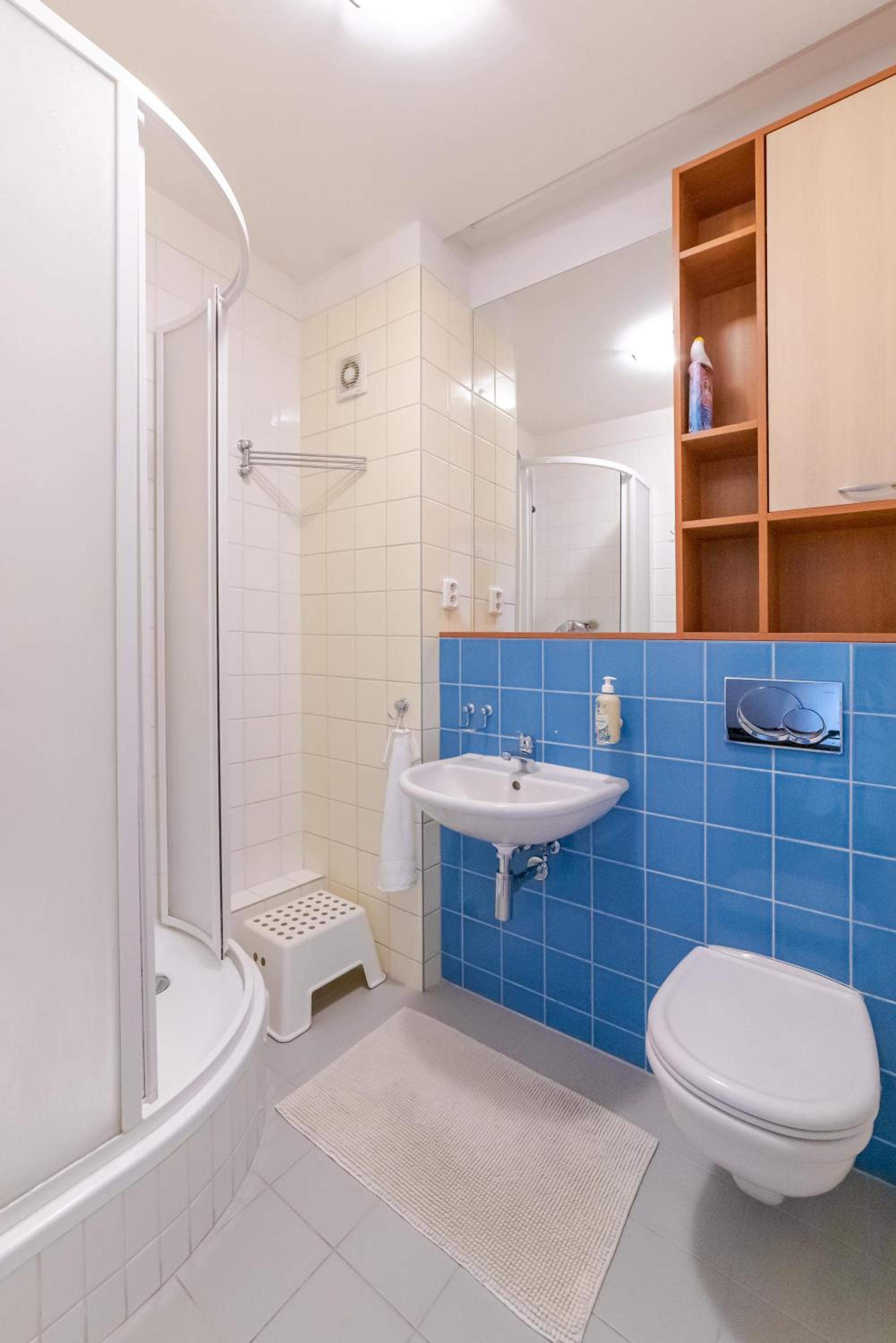 Strawberry Apartment