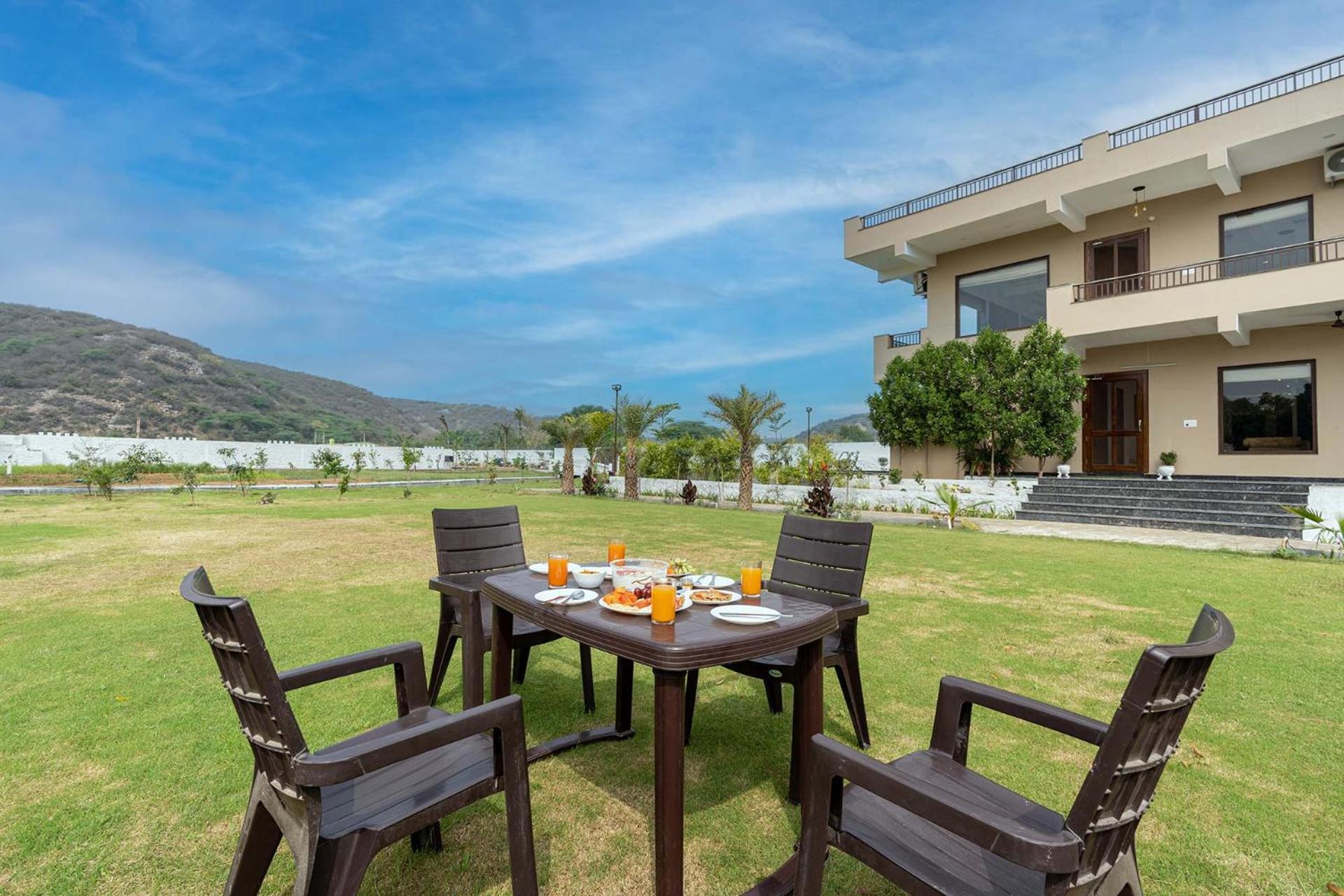 BrookVale Manor by StayVista - Private Pool, BBQ, Views at Haryana view 2