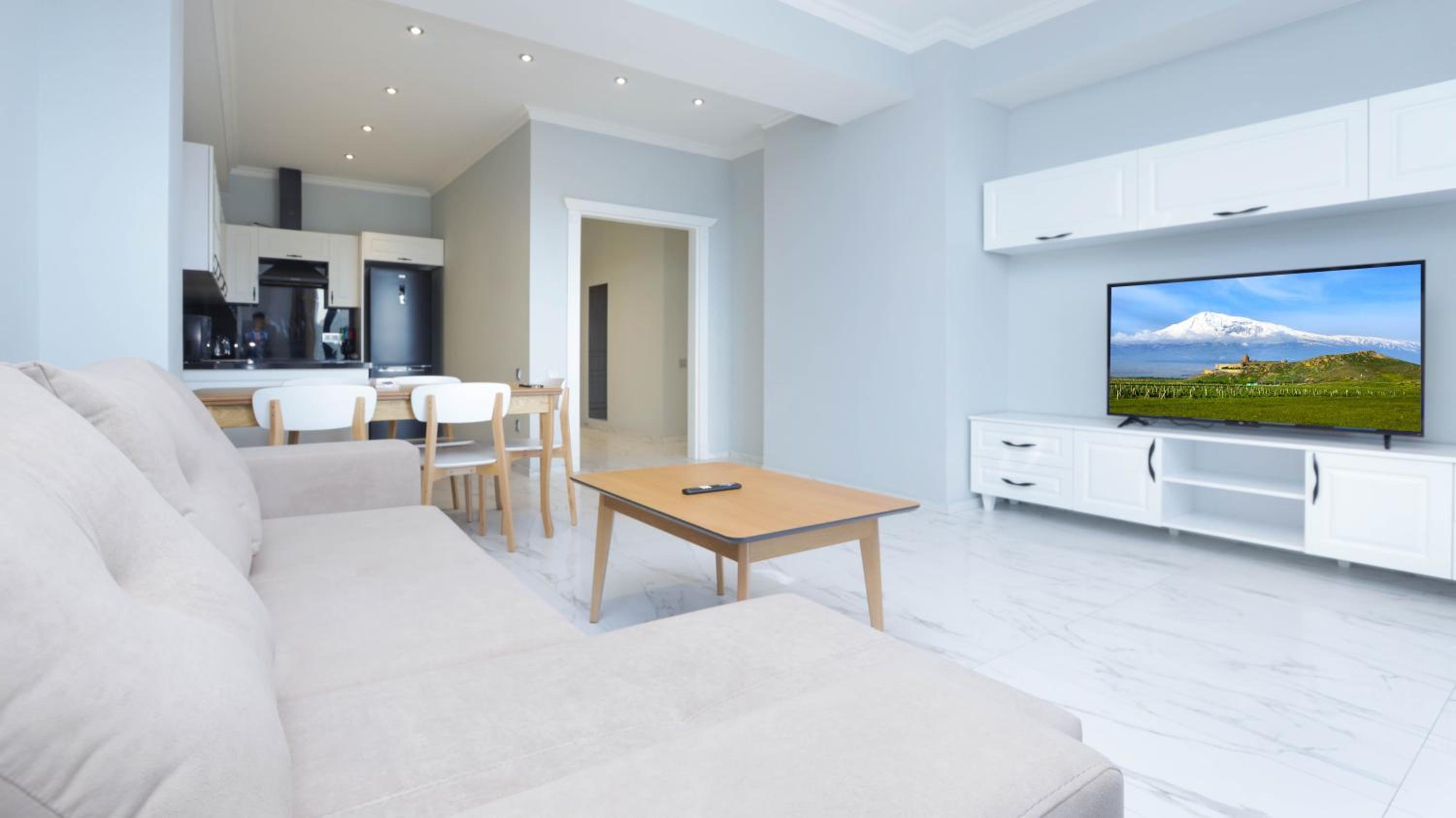 Apart-hotel on Koghbatsi 16