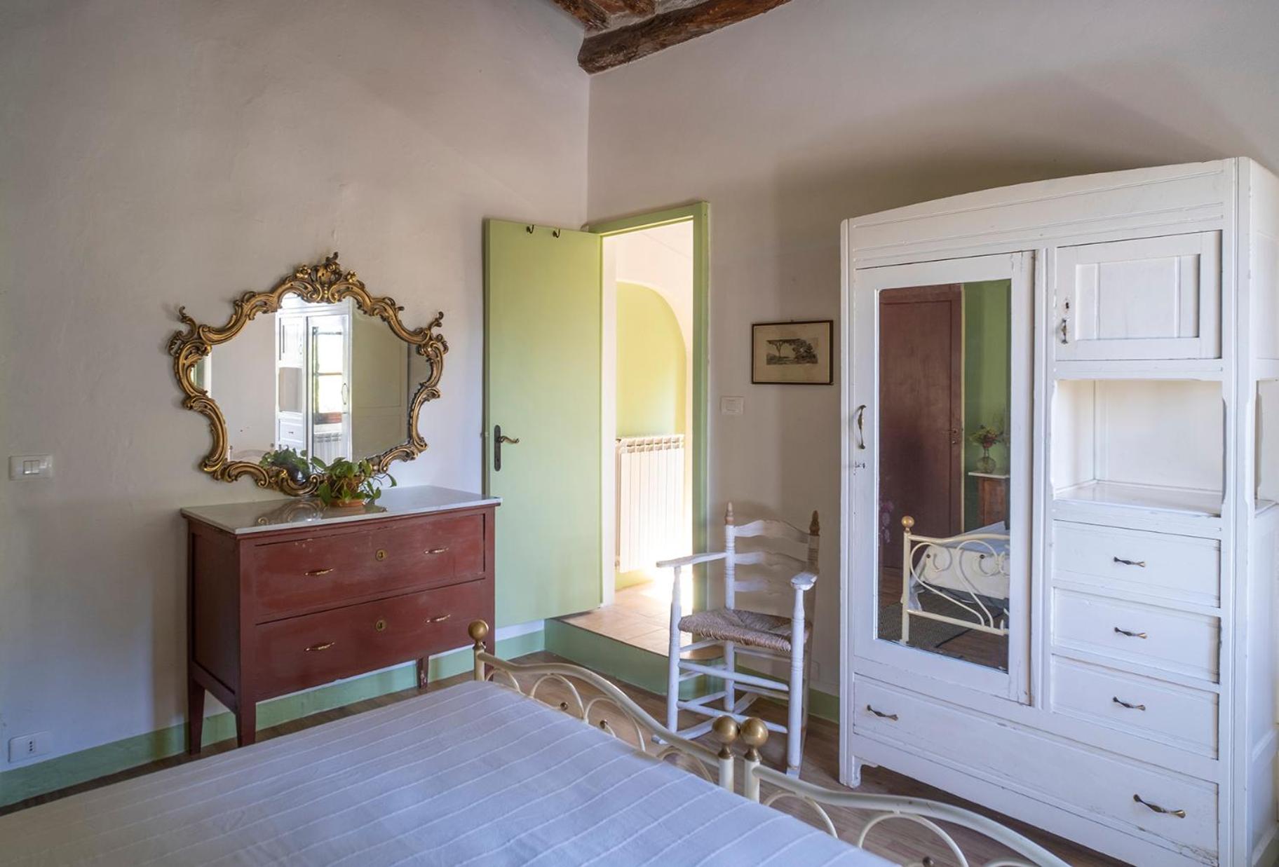 Tuscan Farmhouses at Castello del Calcione Estate