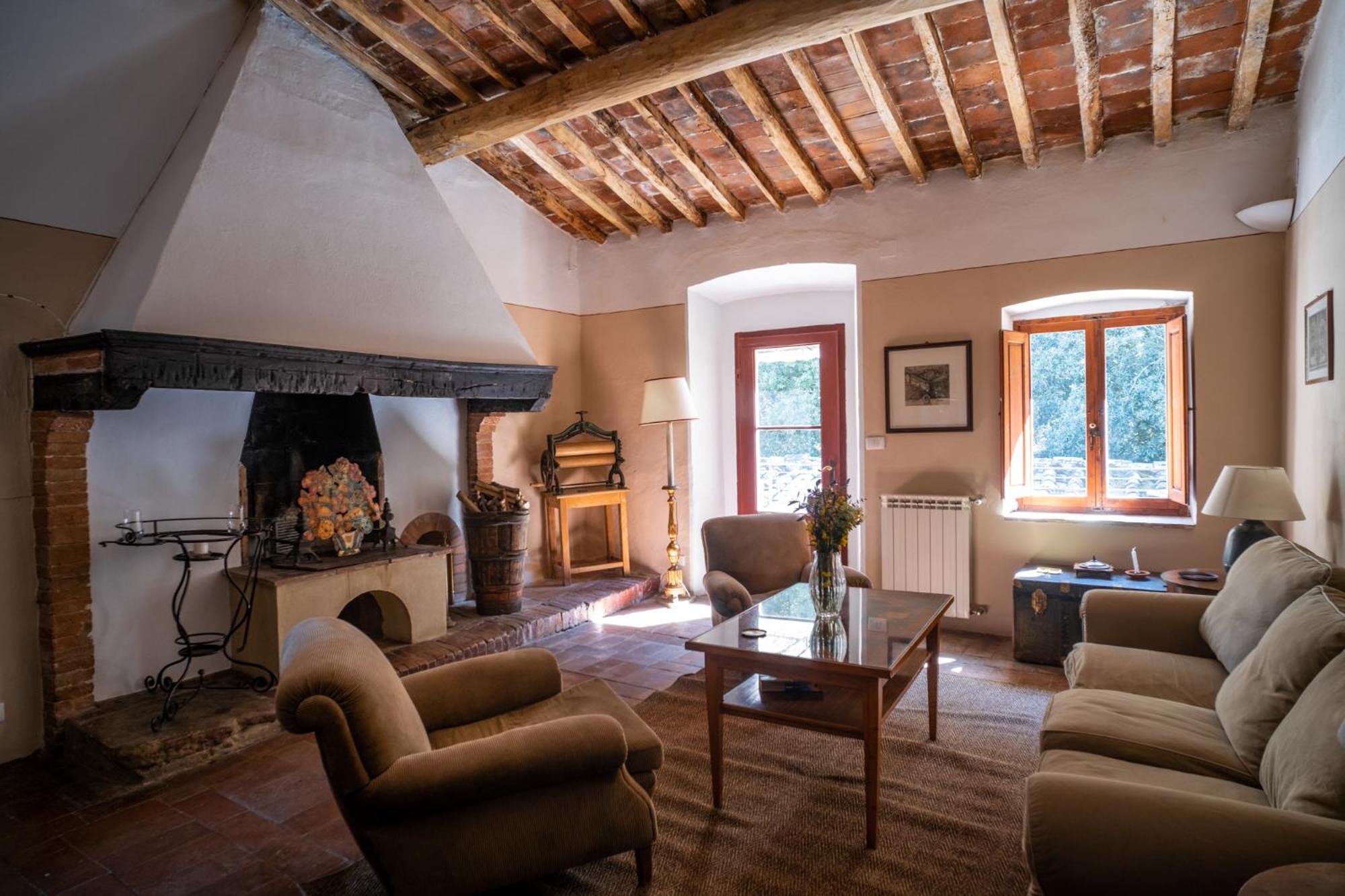 Tuscan Farmhouses at Castello del Calcione Estate