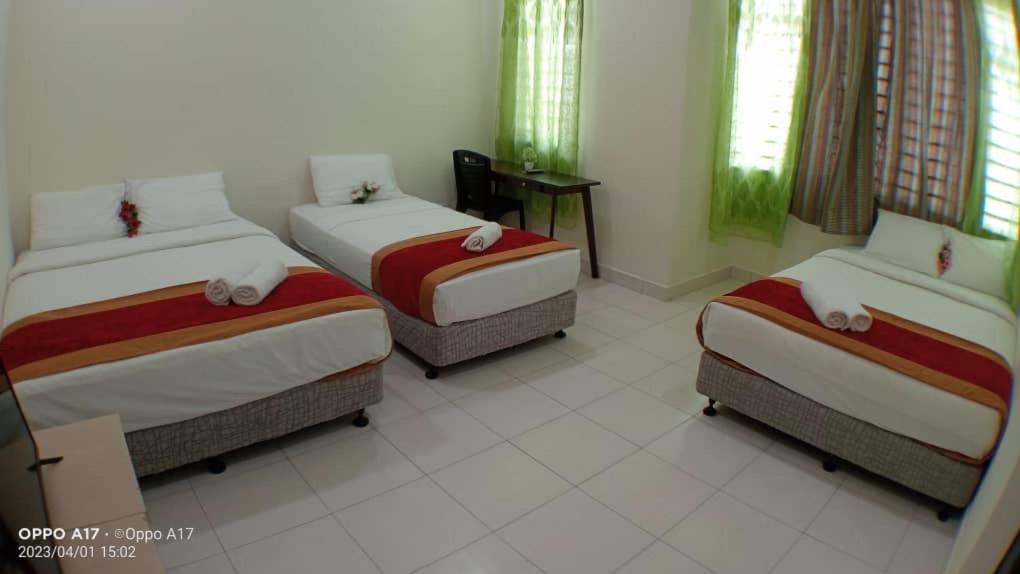 Anggerik Heights Homestay photo 1