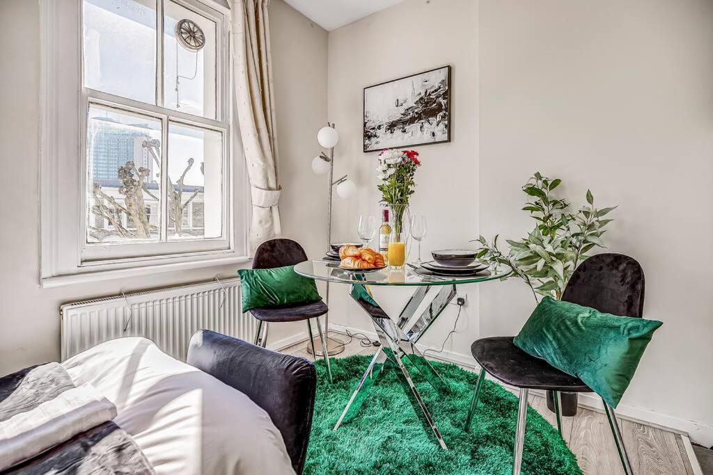 STUDIO FOR CITY EXPLORERS - 3 Min Walk to Station