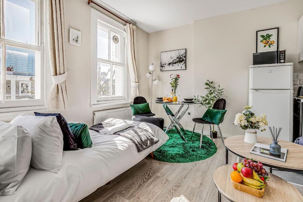 STUDIO FOR CITY EXPLORERS - 3 Min Walk to Station