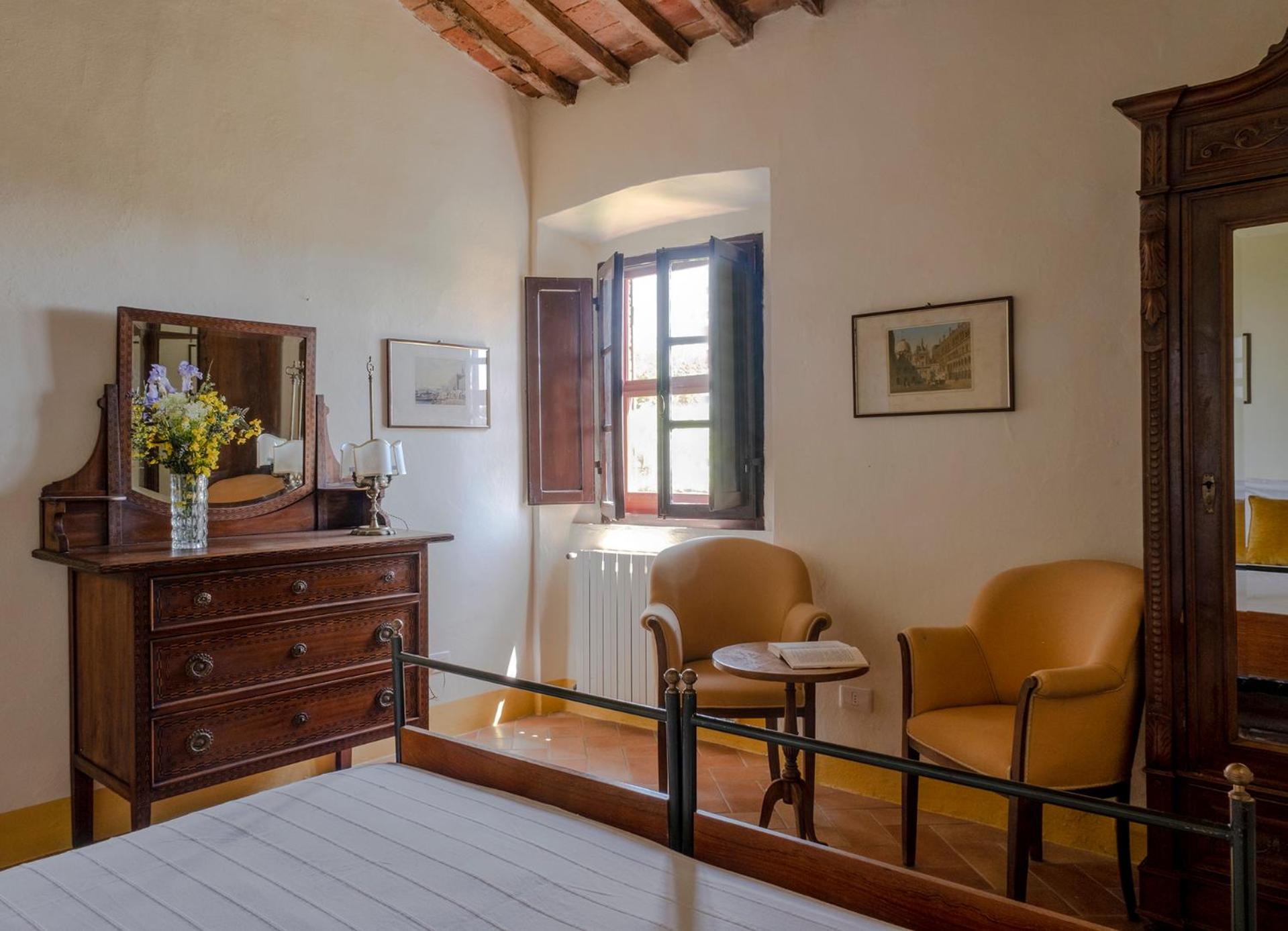 Tuscan Farmhouses at Castello del Calcione Estate