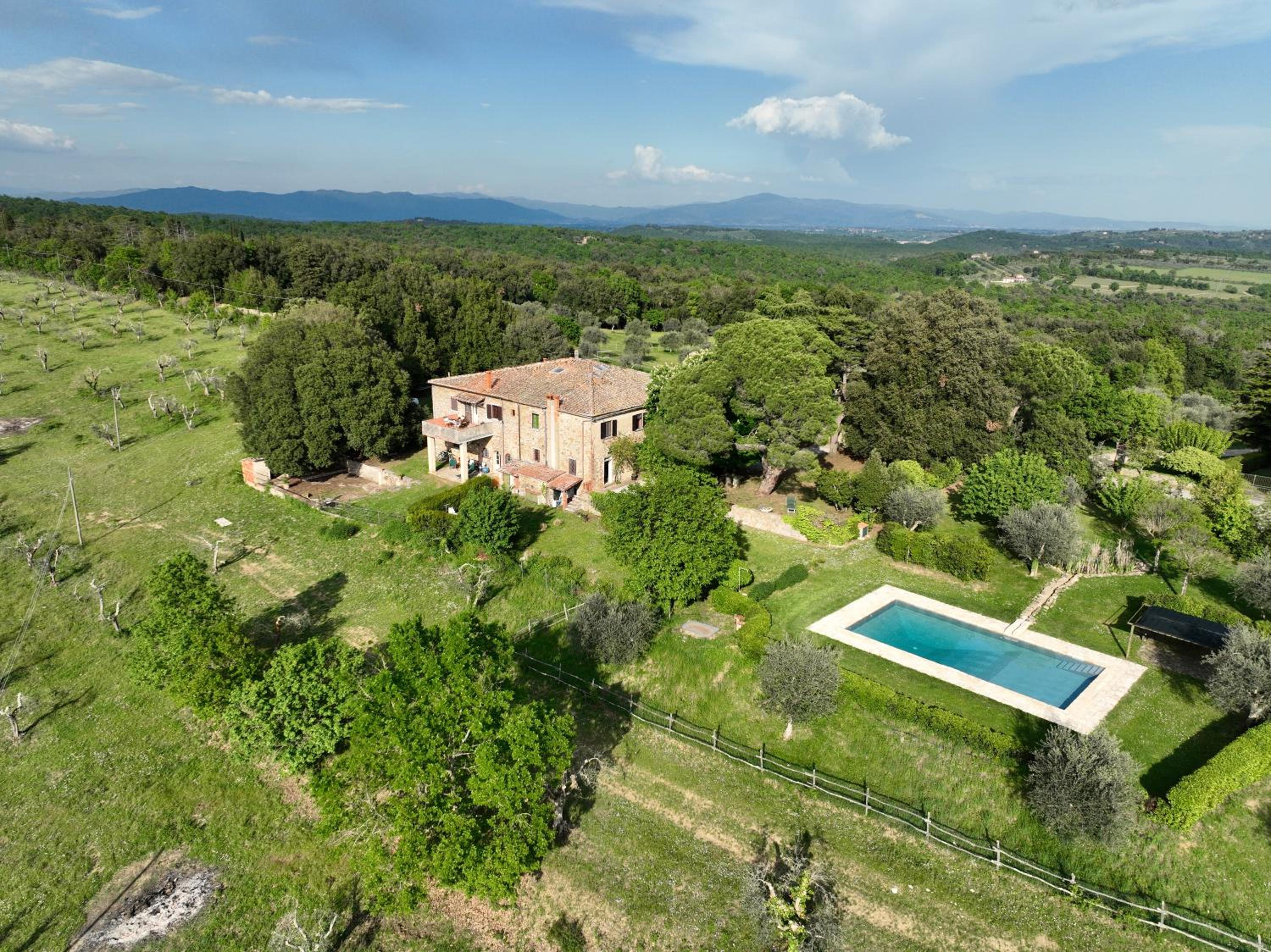 Tuscan Farmhouses at Castello del Calcione Estate