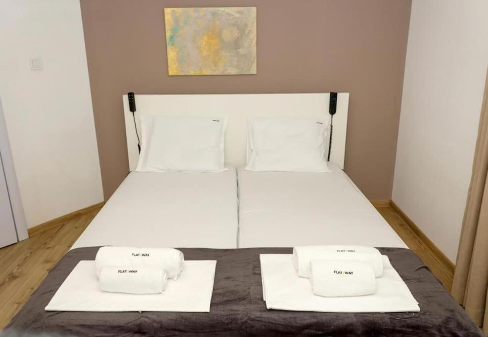 Modern Bright Apartment Close to City Center and Grand MALL