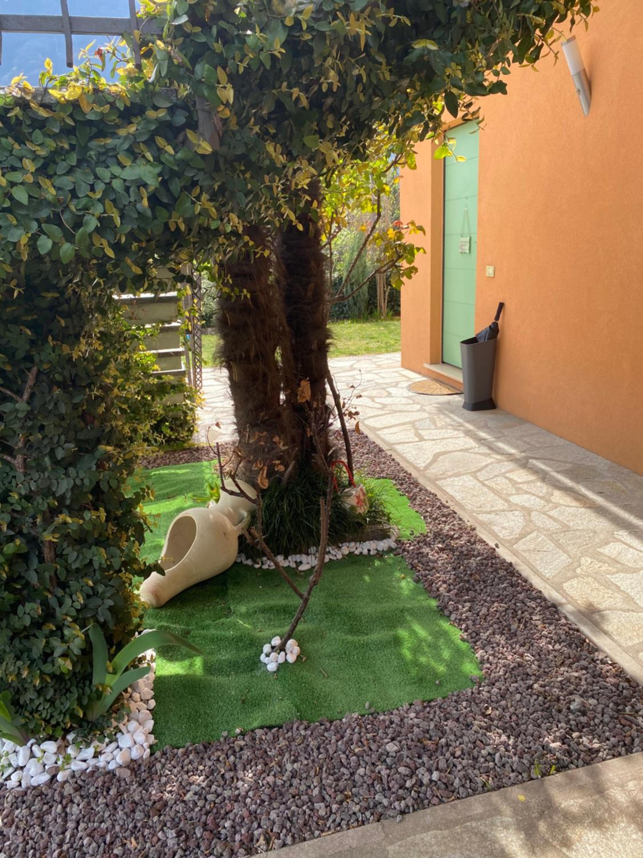 Casa vacanza Veronica con giardino view 5