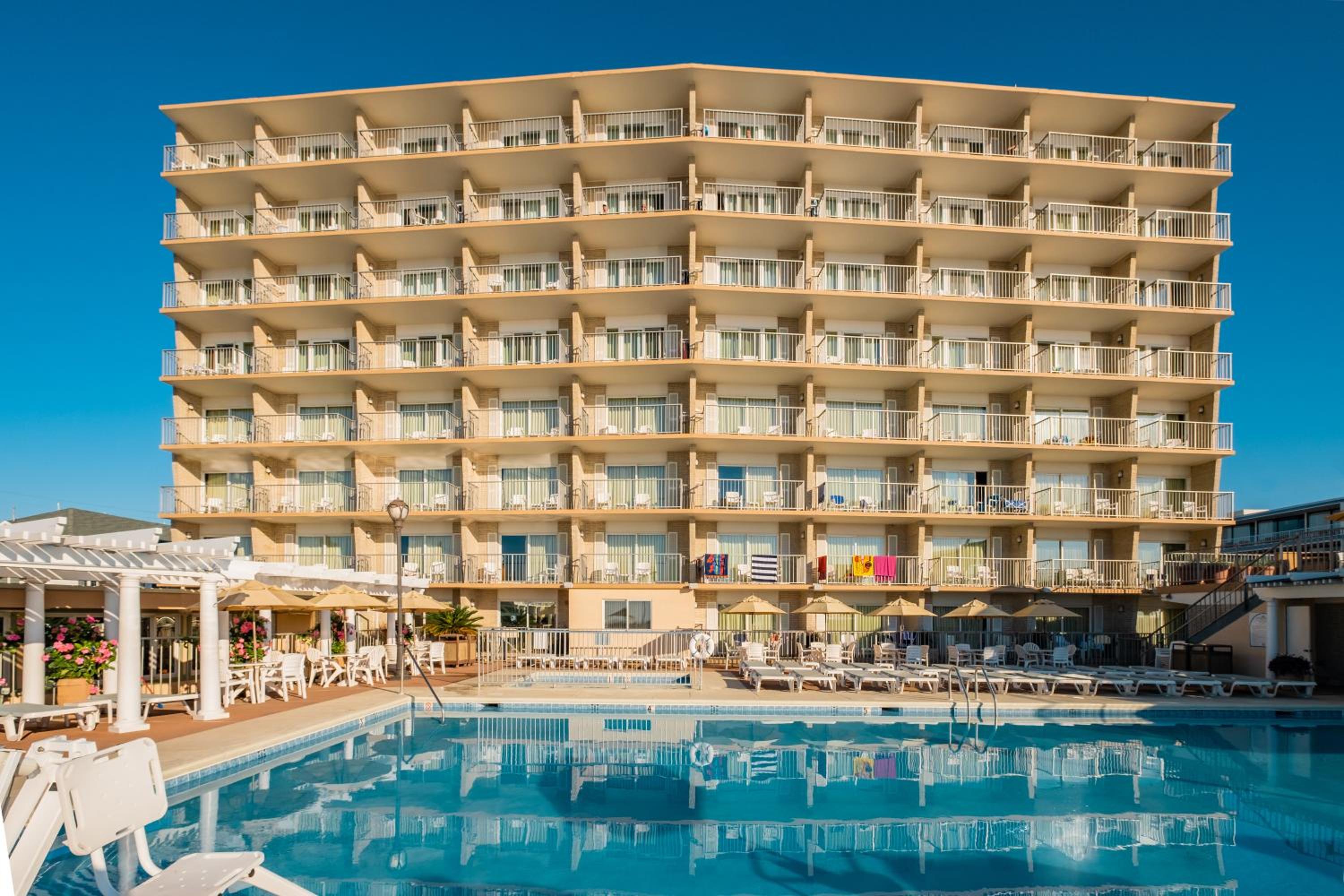 Reges Oceanfront Resort