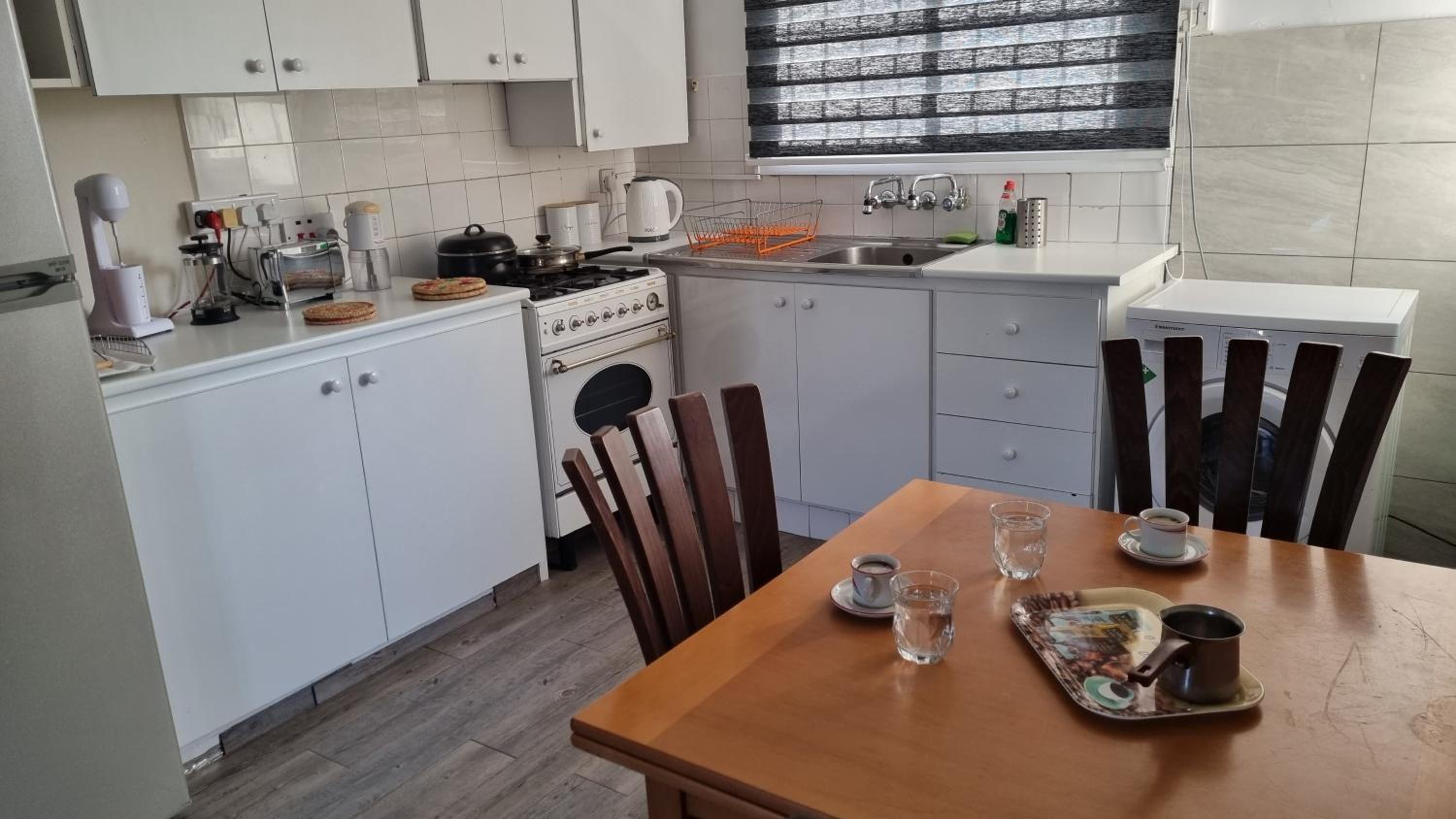 Elpida Lemon Garden House