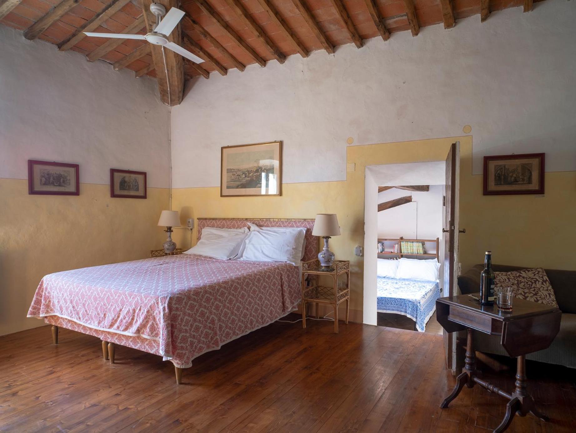 Tuscan Farmhouses at Castello del Calcione Estate
