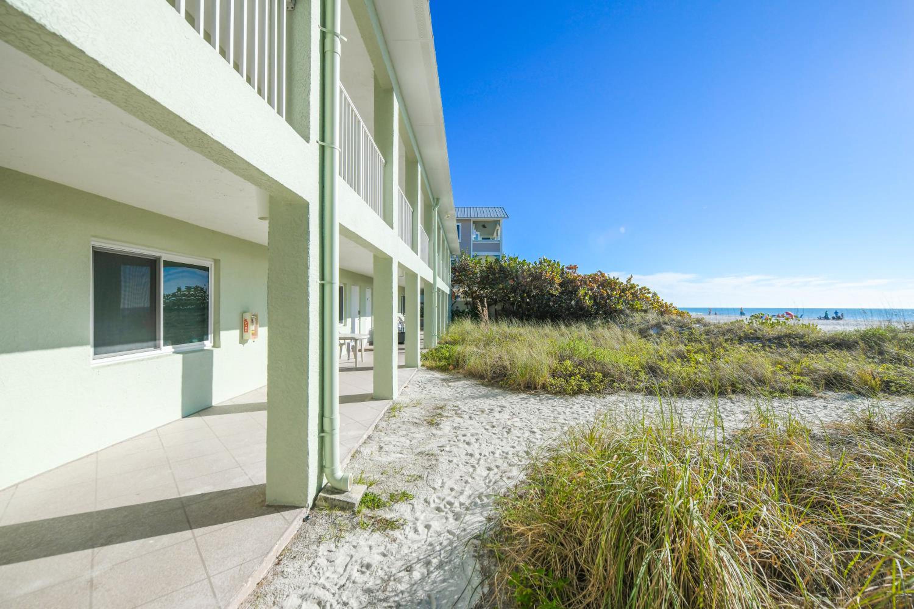 Beach Front Villa - Right On The Beach!