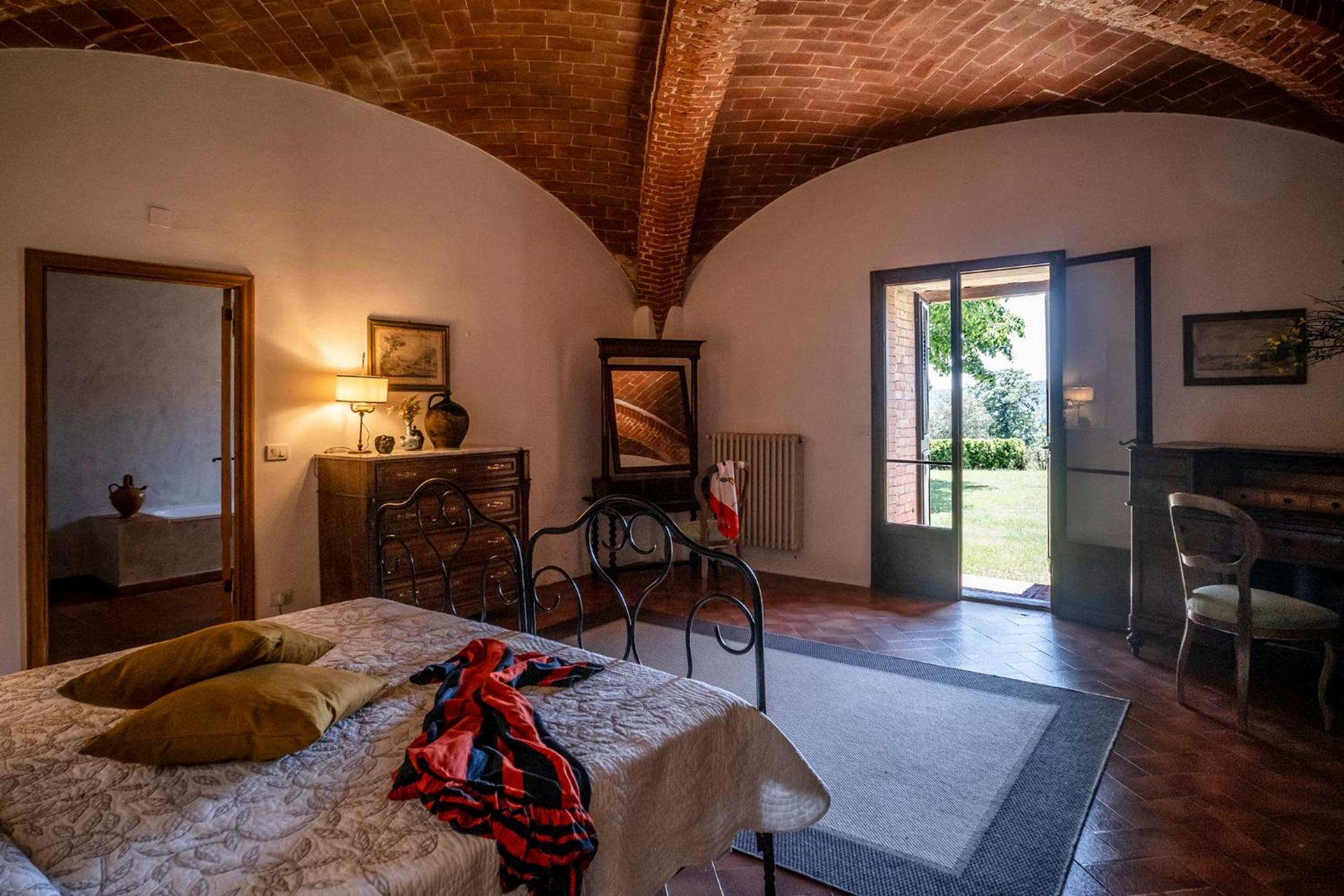 Tuscan Farmhouses at Castello del Calcione Estate