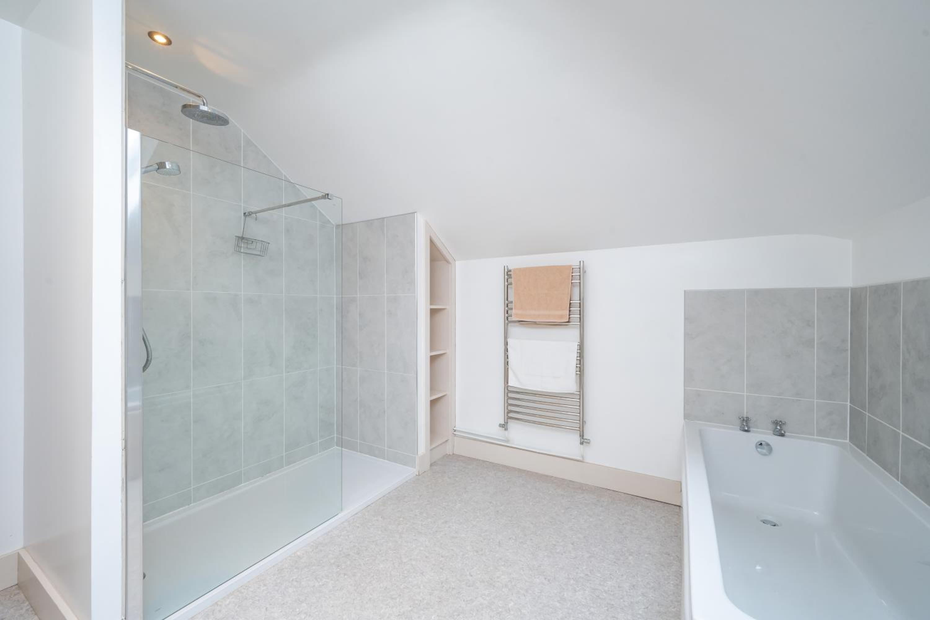 Chestnut Barn, North Norfolk with private hot tub & close to beaches view 5
