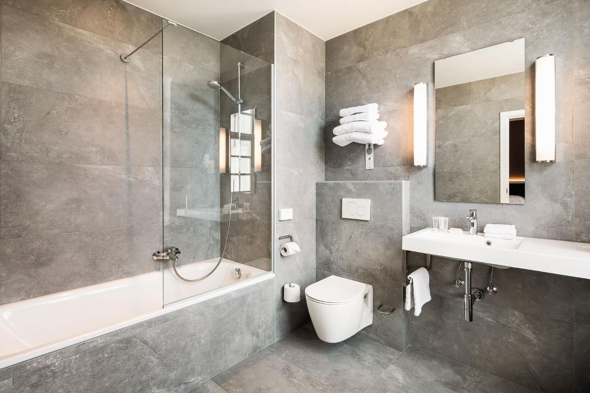 Bruges Vacations - Hotel Navarra Brugge - Property Image 9