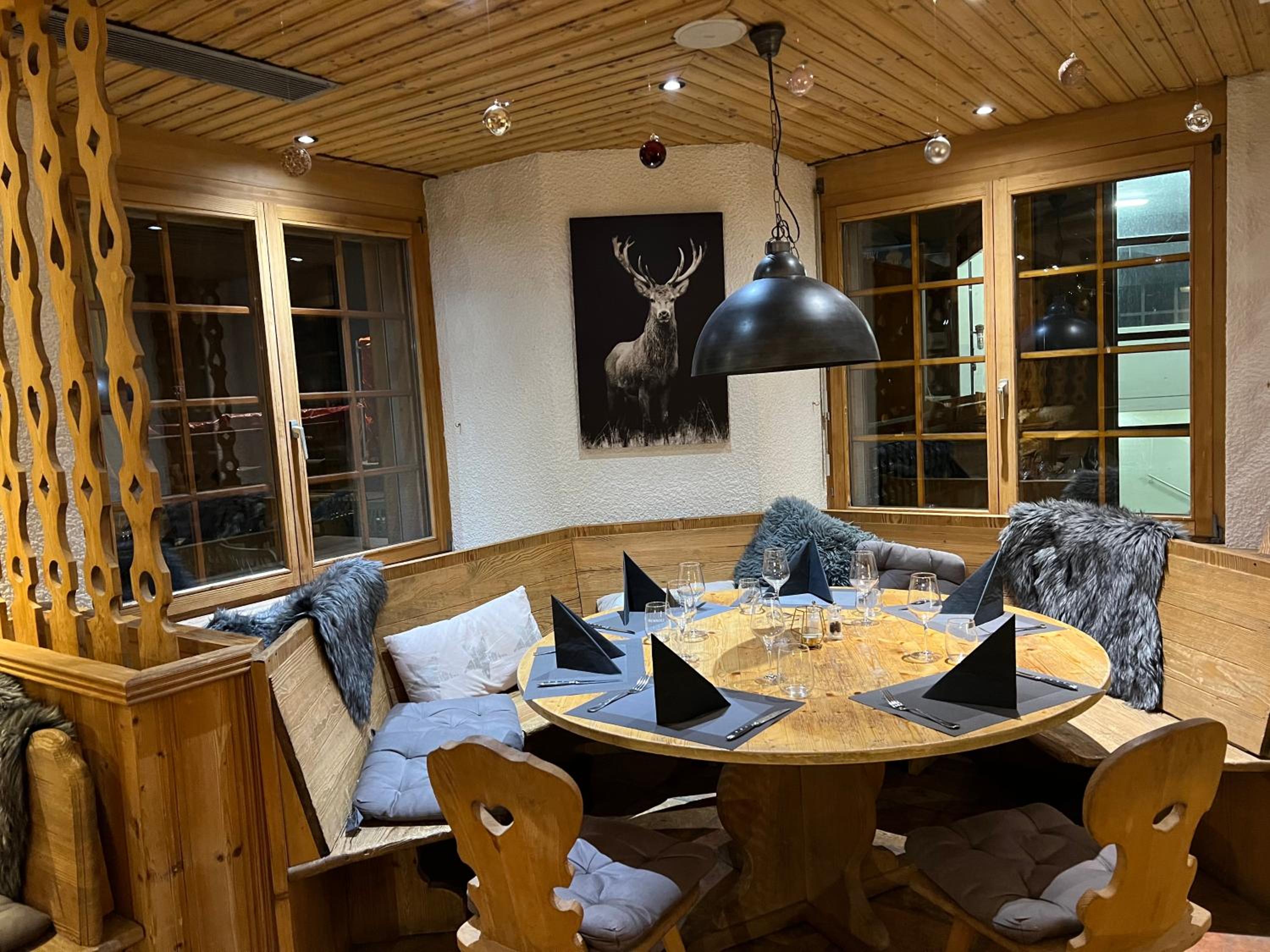 Cosy studio for 4 near ski lift, MELEZES K22