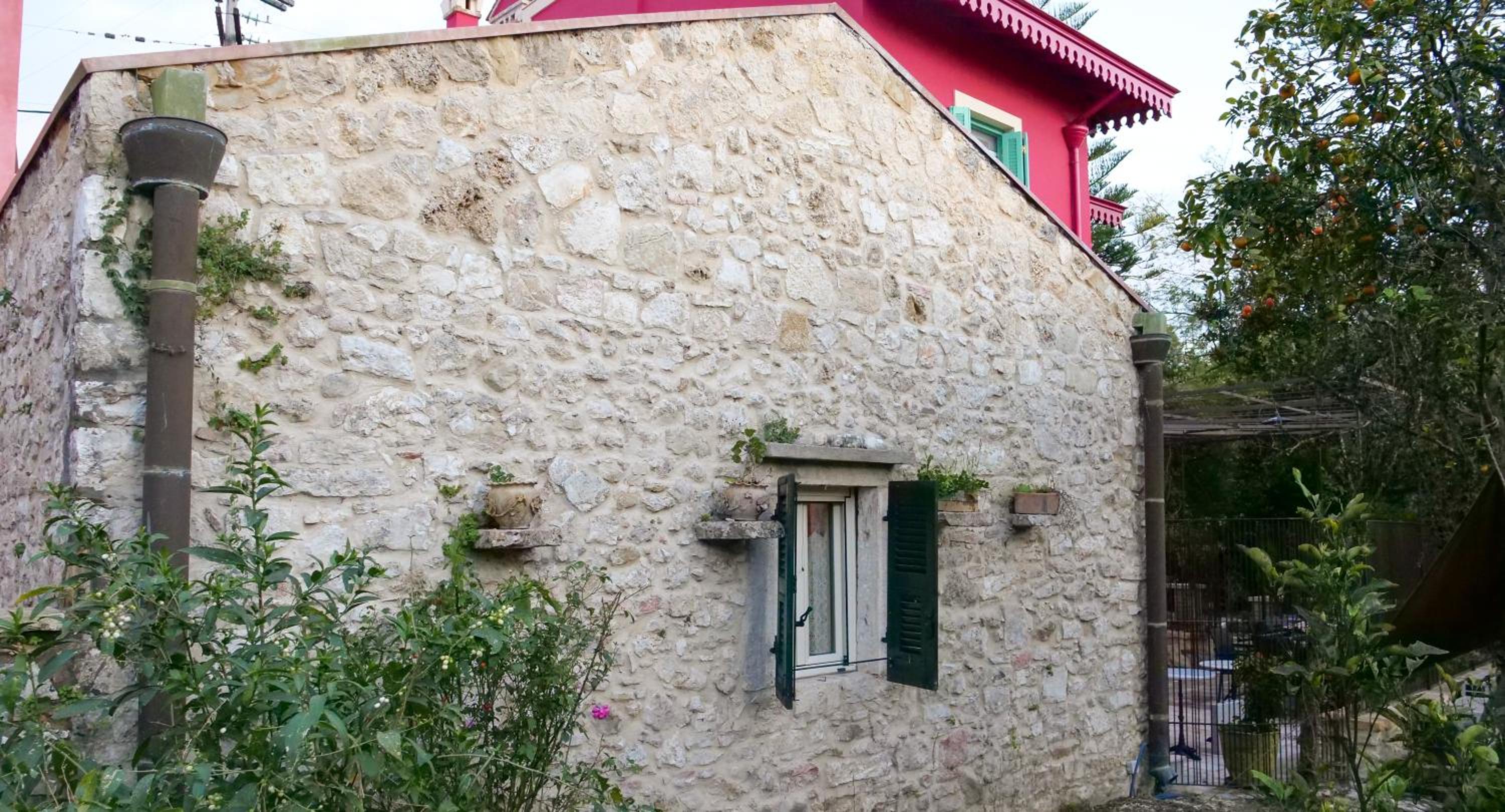 Photo 98
