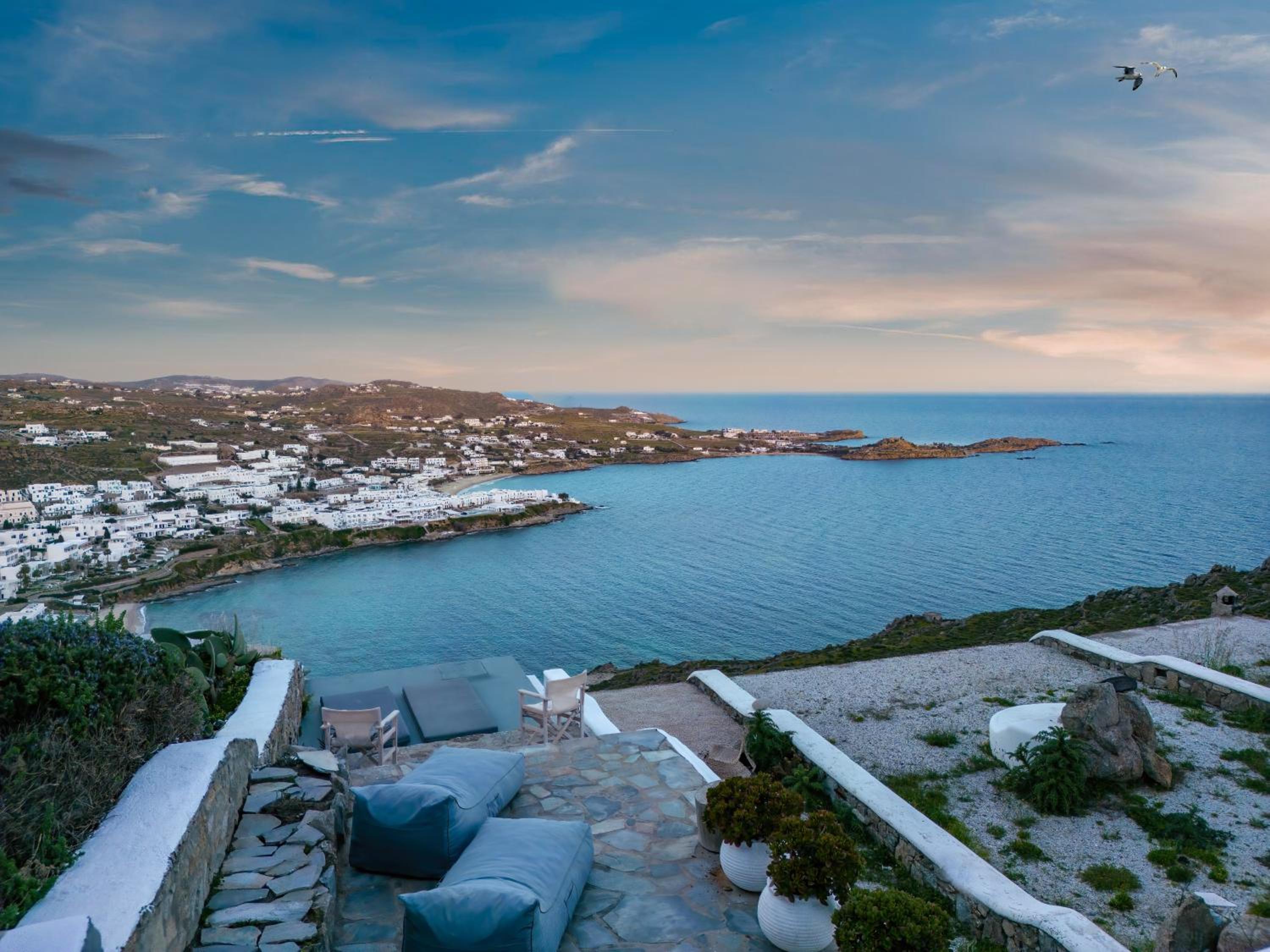 Mykonos Psarou Place with Private Jacuzzi view 3