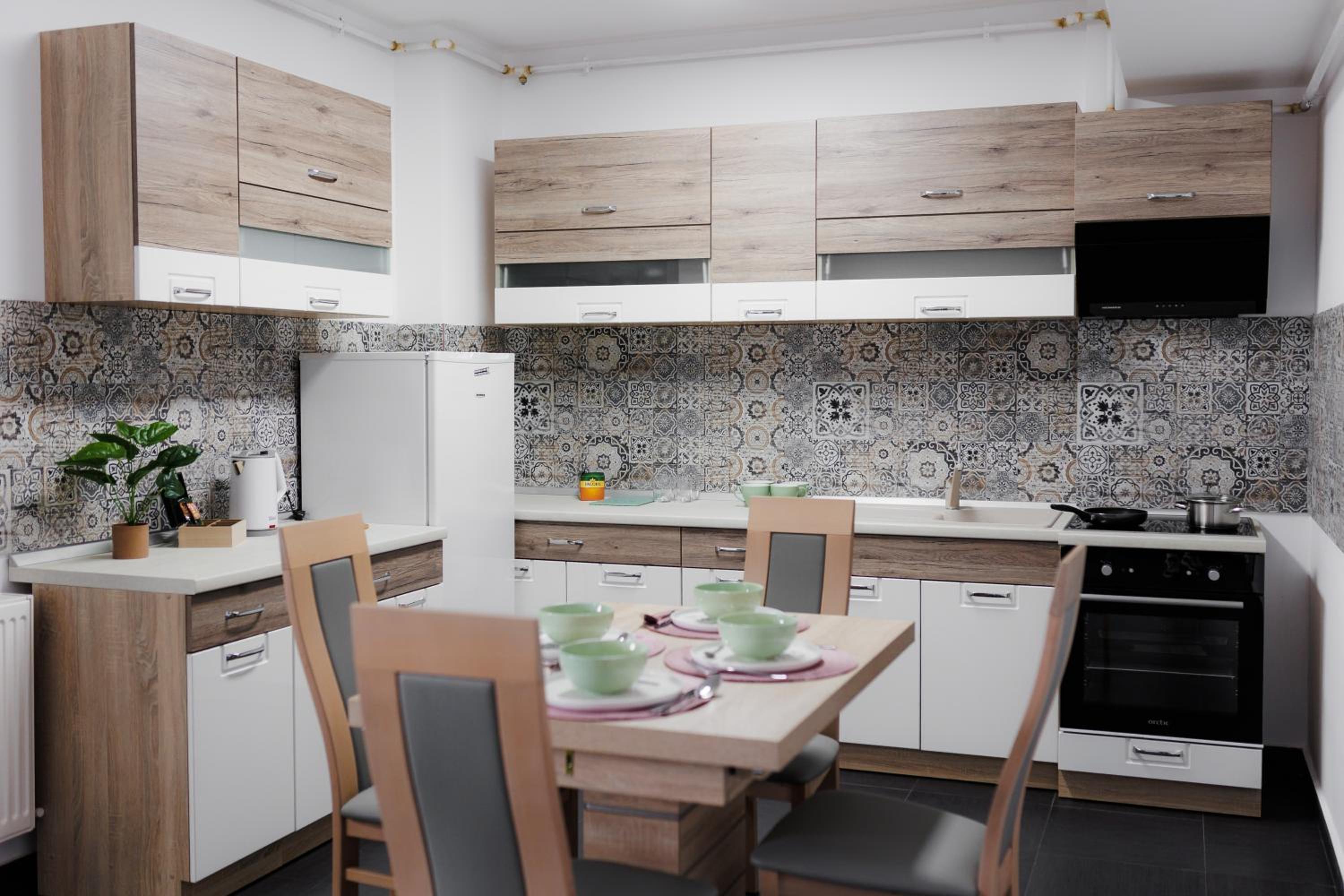 Plaza Apartment
