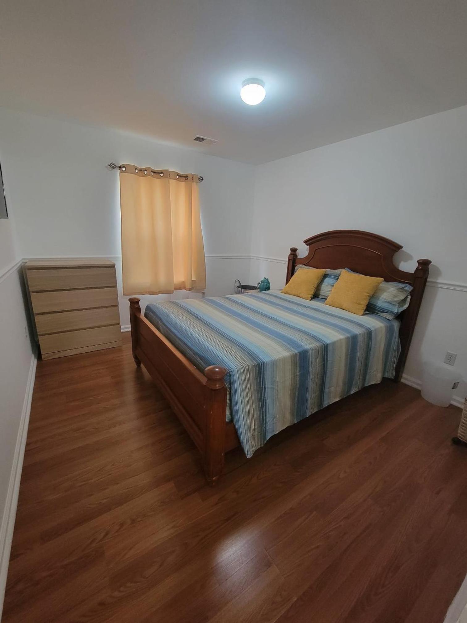 Beautifully Designed & Spacious Apartment in Newark 10mins from EWR Airport, Close to NYC and Beth Israel Hospital, photo 15