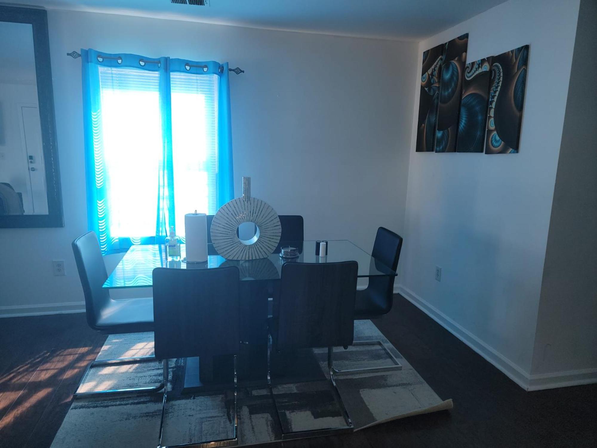 Beautifully Designed & Spacious Apartment in Newark 10mins from EWR Airport, Close to NYC and Beth Israel Hospital, photo 47