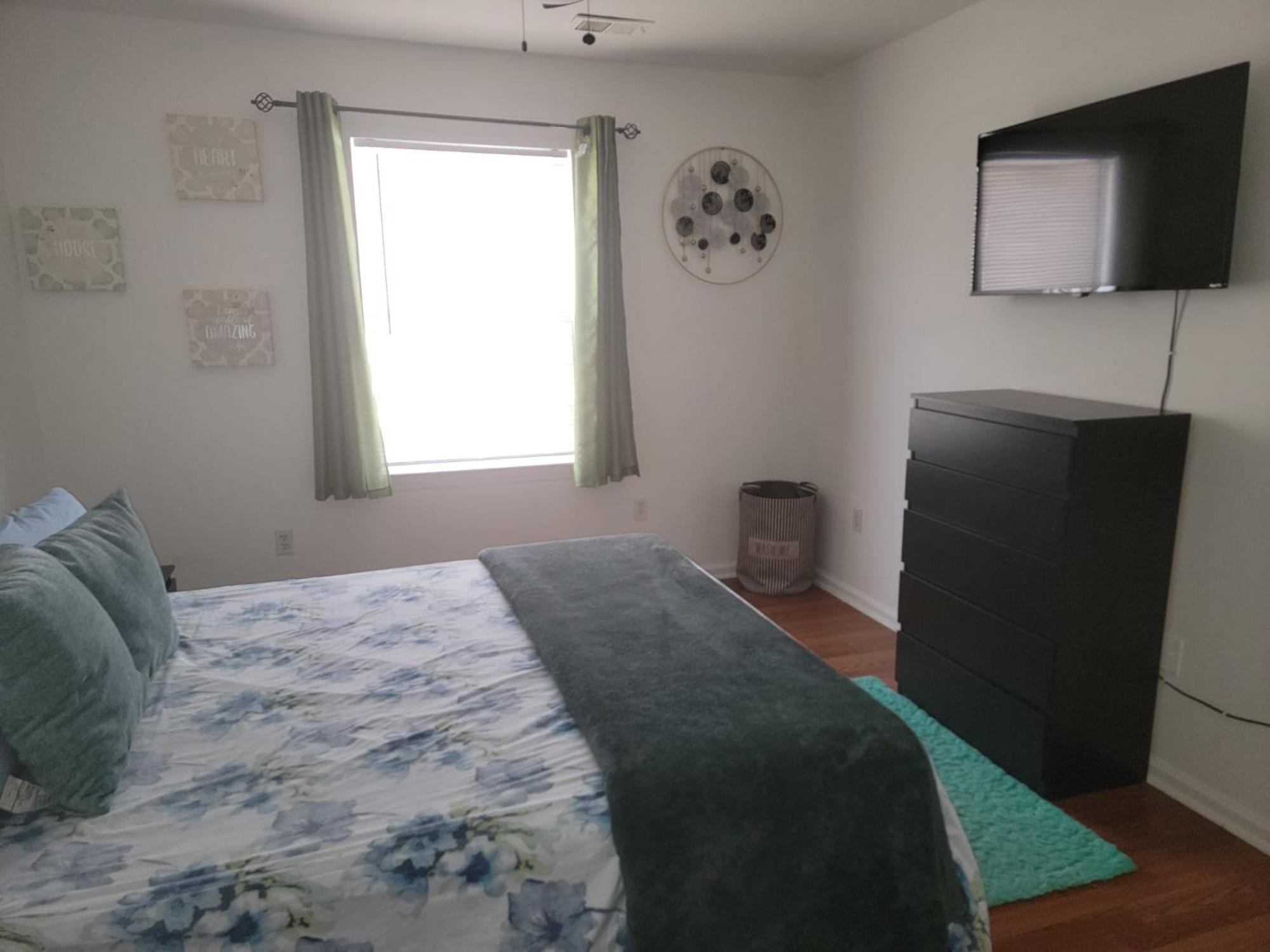 Beautifully Designed & Spacious Apartment in Newark 10mins from EWR Airport, Close to NYC and Beth Israel Hospital, photo 24