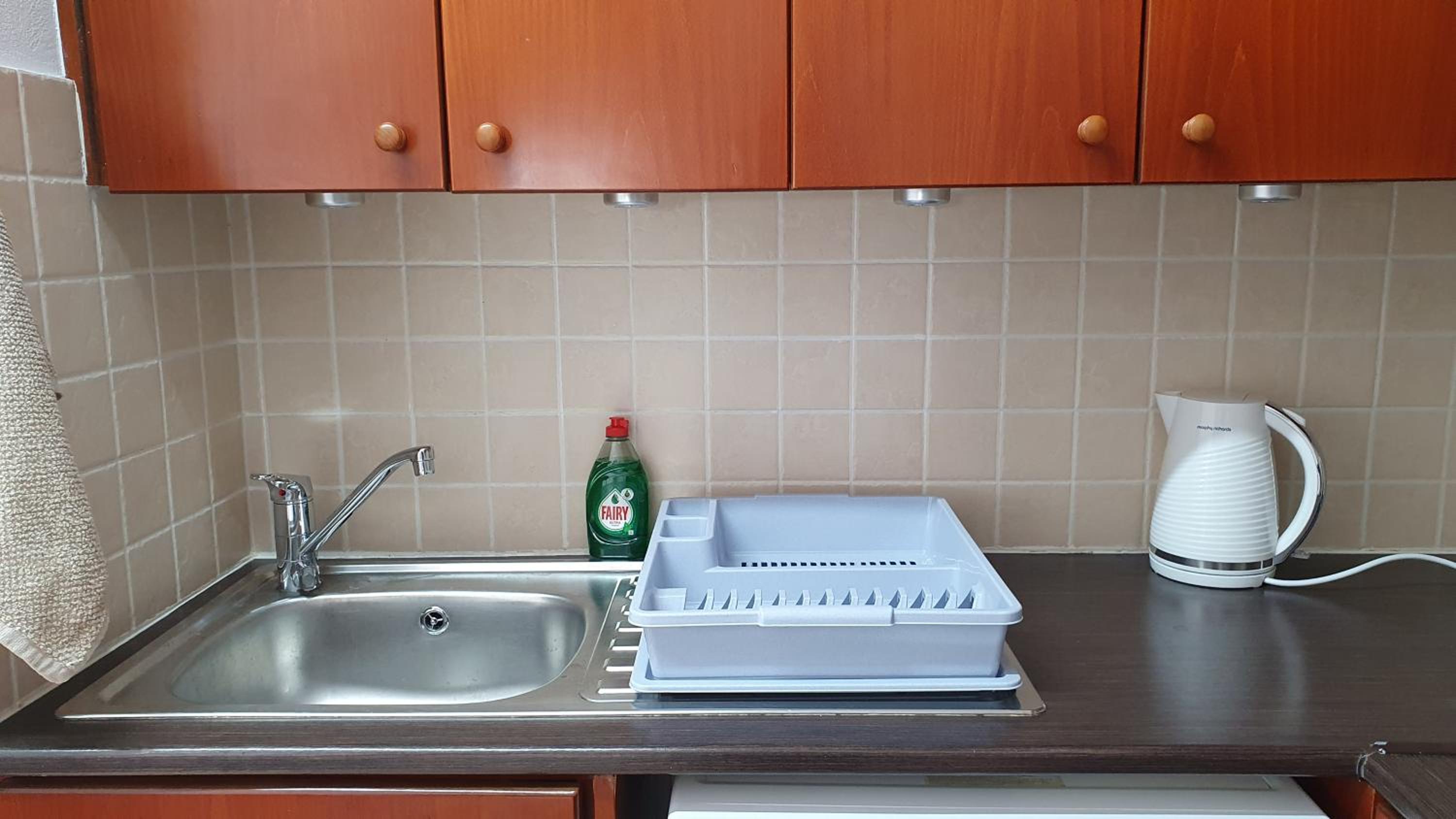 Peaceful Apartment with Double Bed - Oak Breeze