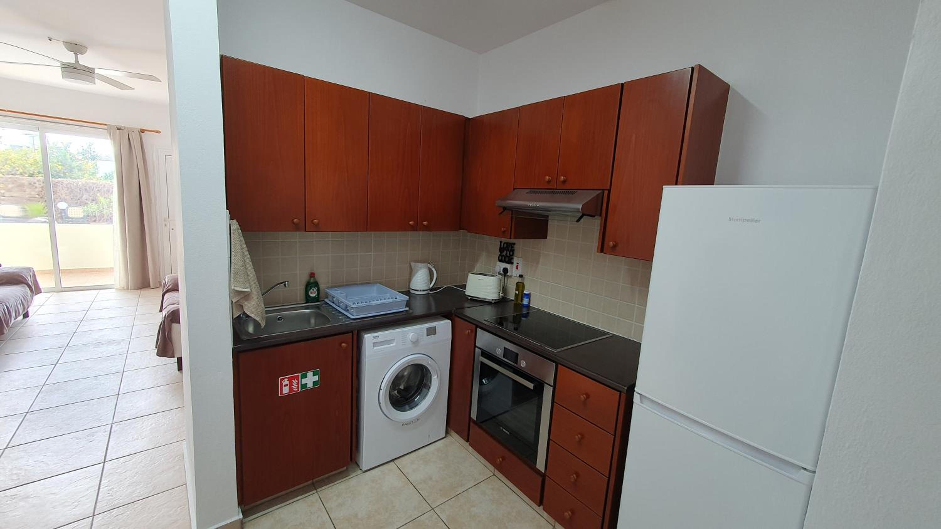 Peaceful Apartment with Double Bed - Oak Breeze