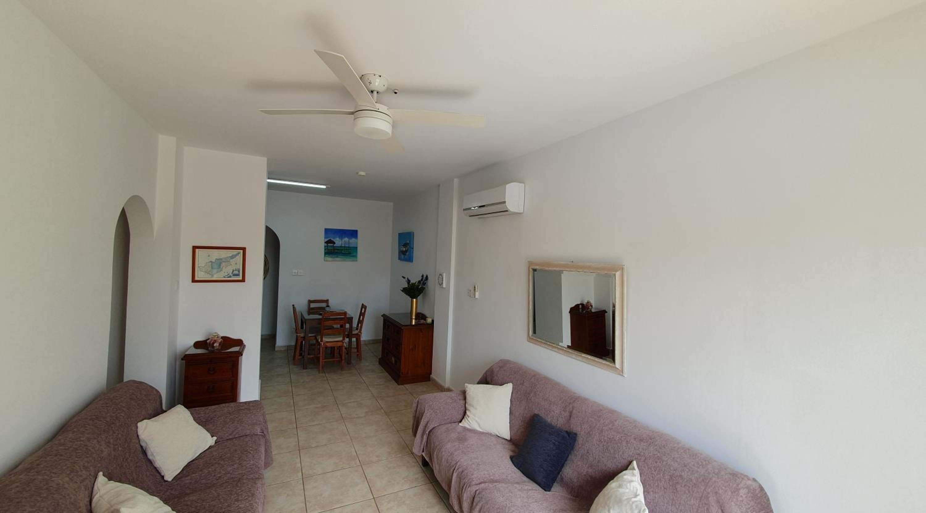 Peaceful Apartment with Double Bed - Oak Breeze