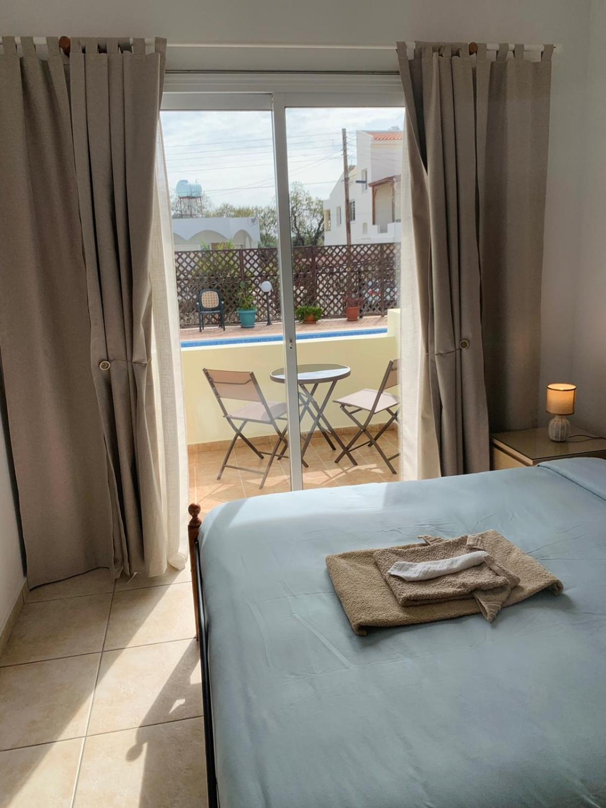 Peaceful Apartment with Double Bed - Oak Breeze