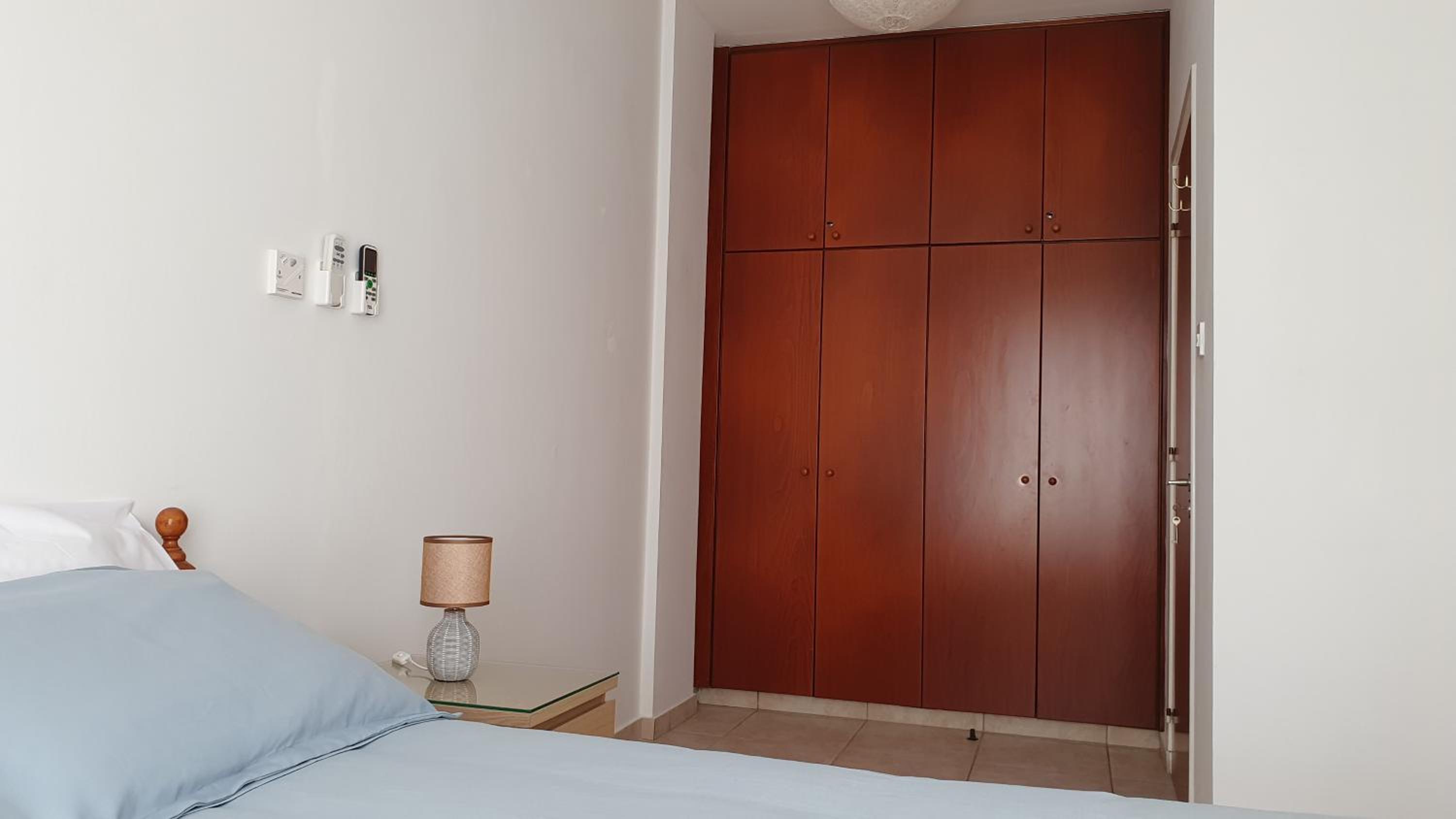 Peaceful Apartment with Double Bed - Oak Breeze