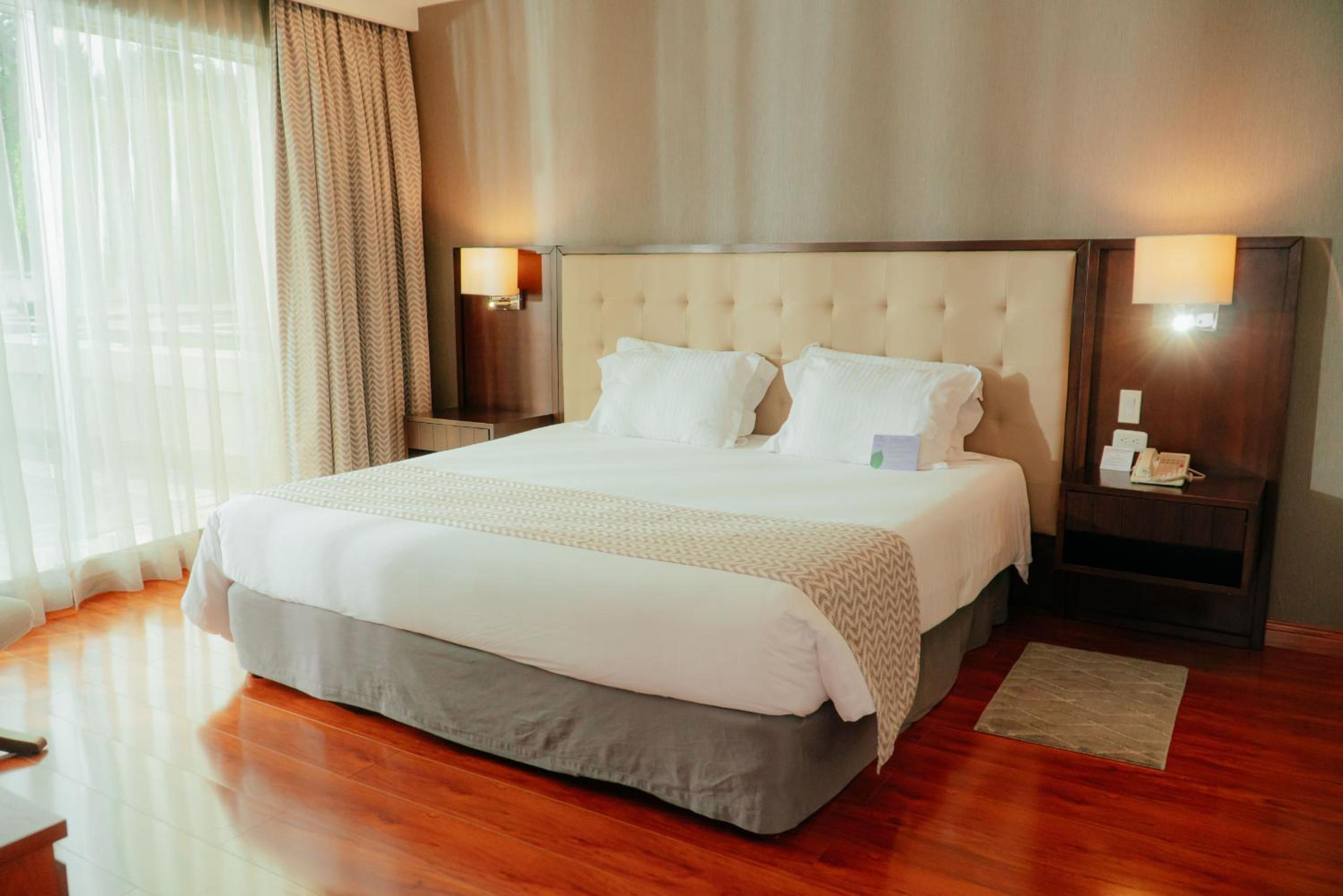 Aparta Hotel Torres de Suites