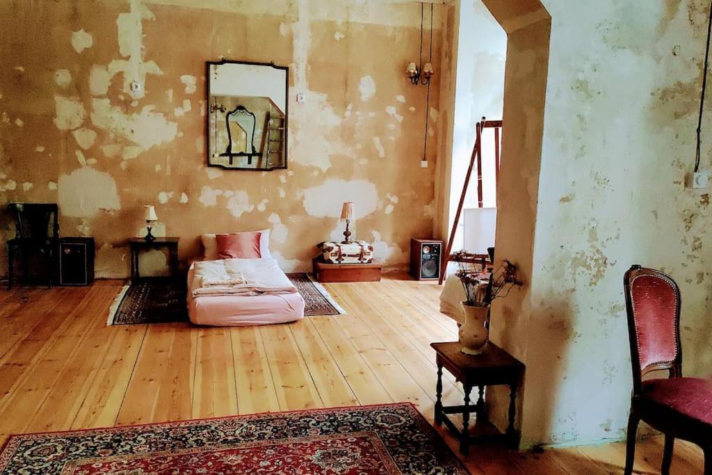 Schöneberg Holiday Flat & Art Gallery