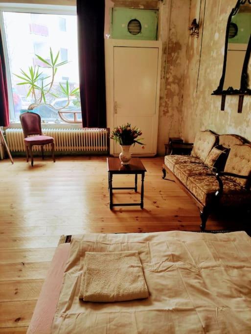 Schöneberg Holiday Flat & Art Gallery