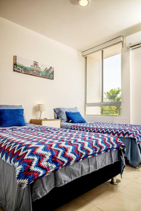 Marquis Enclave, Condo With Pool Access and More