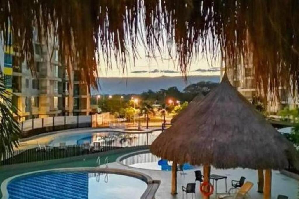 Marquis Enclave, Condo With Pool Access and More