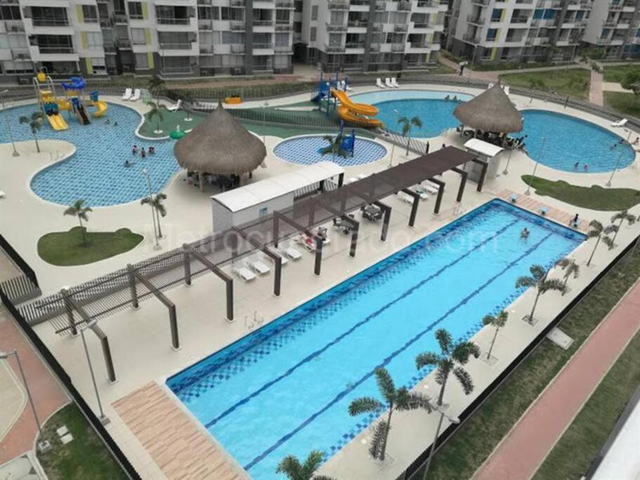 Marquis Enclave, Condo With Pool Access and More