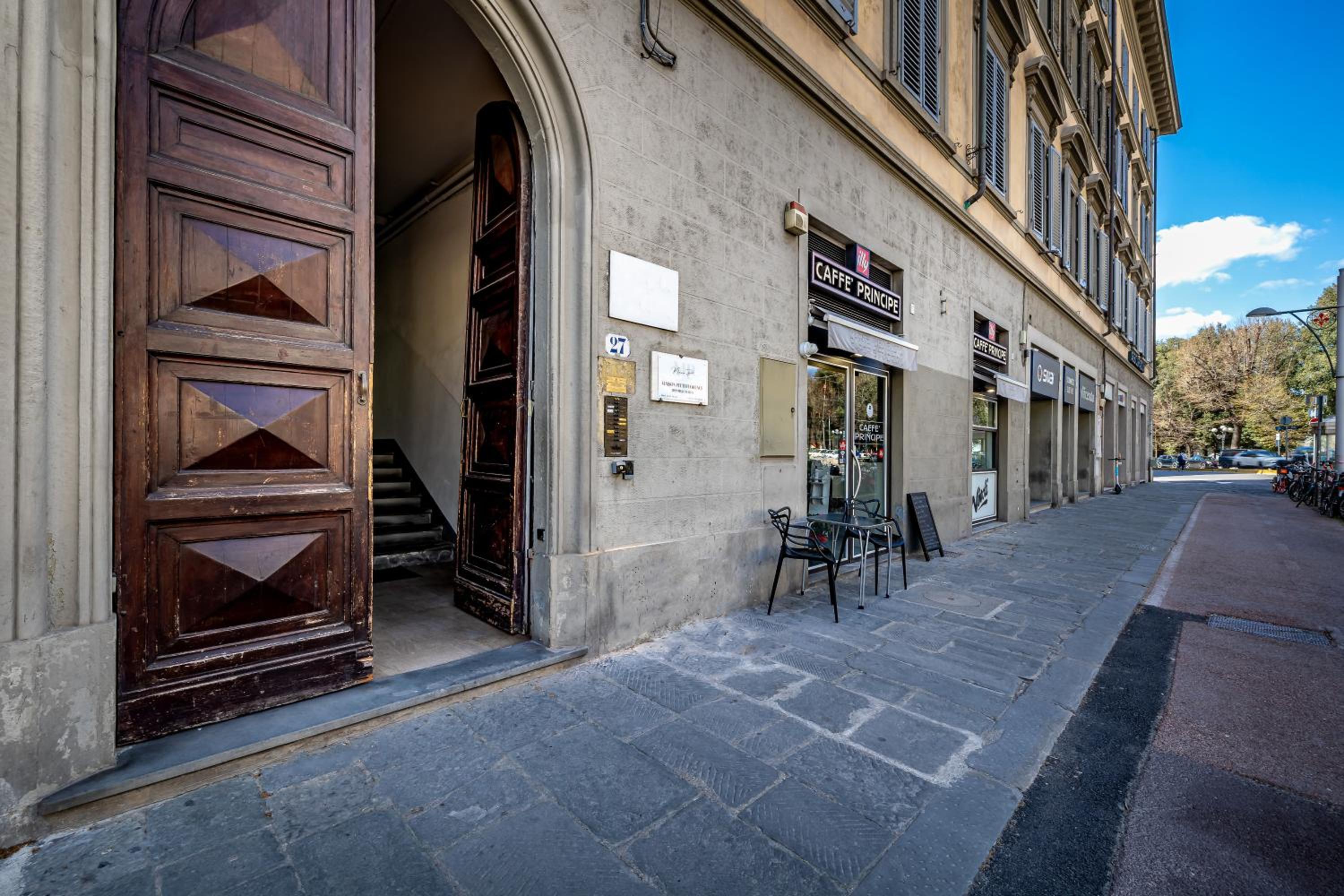 Maison Pitti Florence