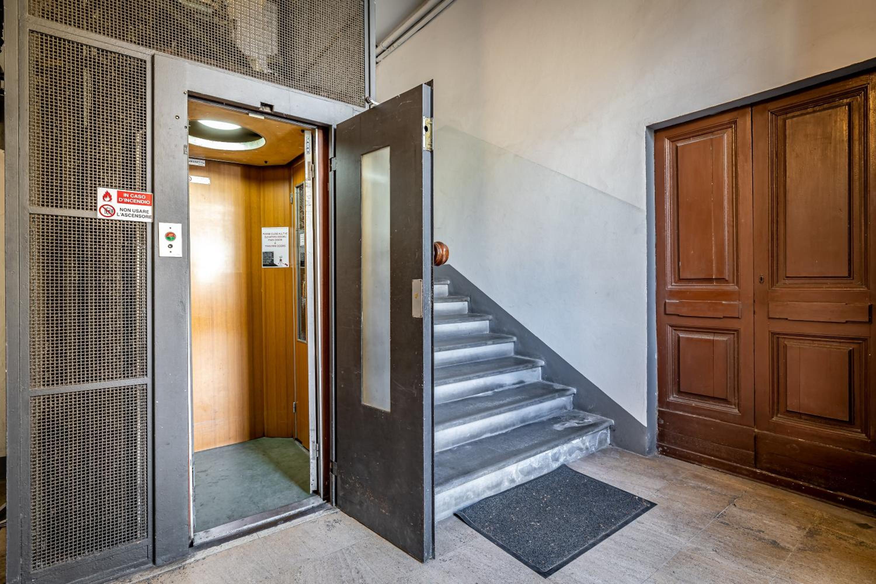 Maison Pitti Florence