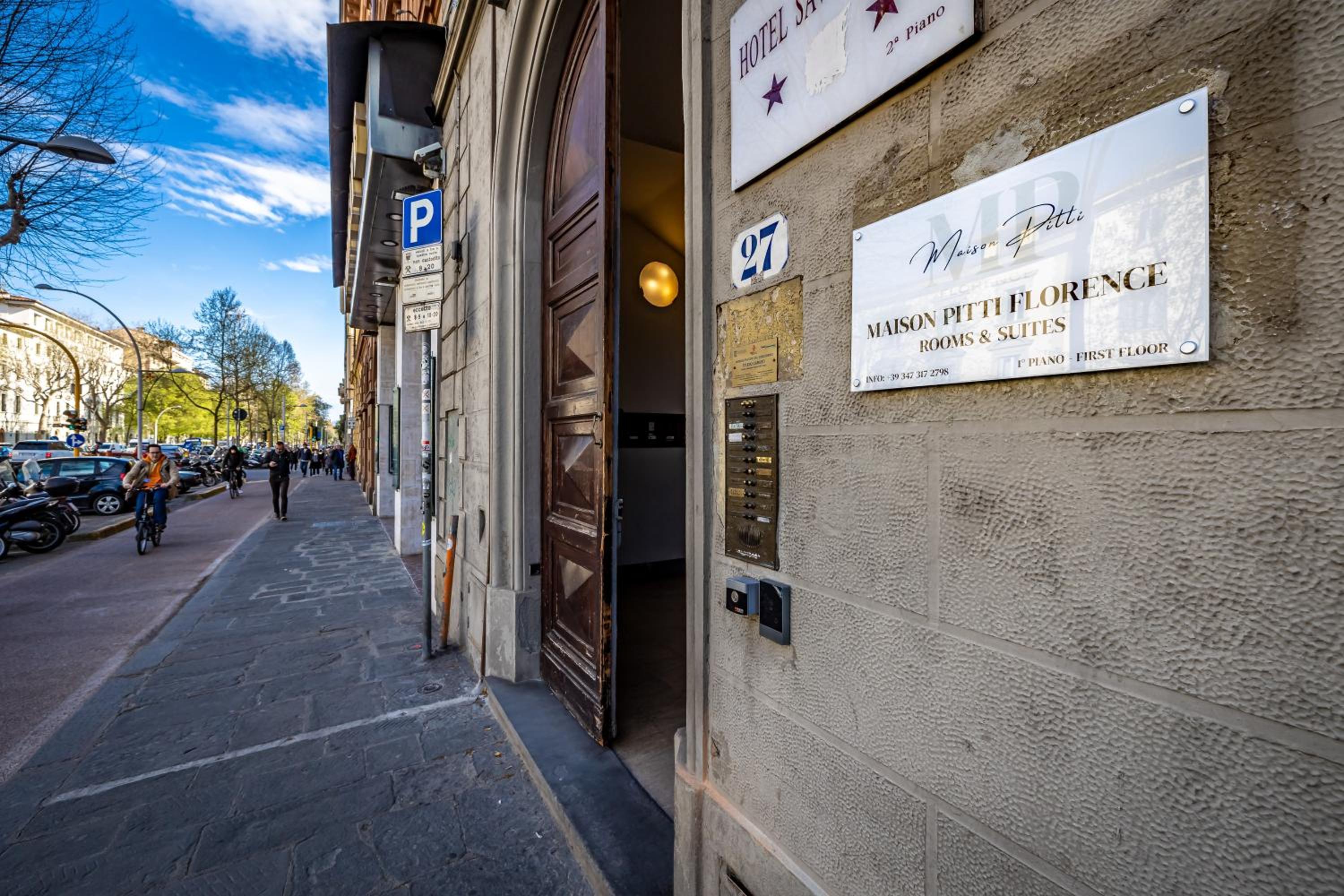 Maison Pitti Florence