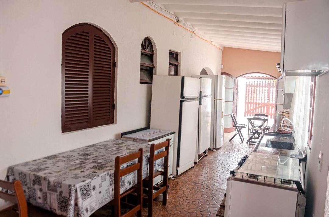 Casa c pisc, churrasq, pet friendly a 200m do mar