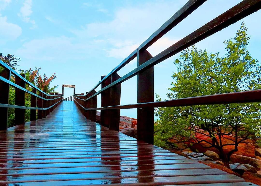Casa c pisc, churrasq, pet friendly a 200m do mar