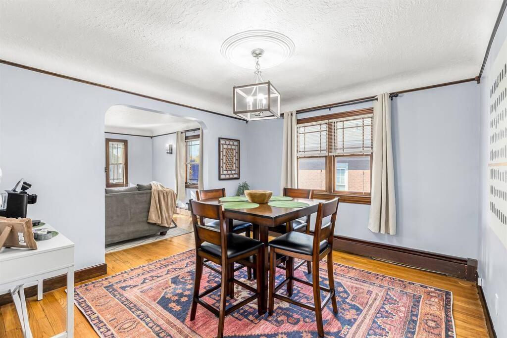 Great Location! Charming 2BR by Downtown Royal Oak view 5
