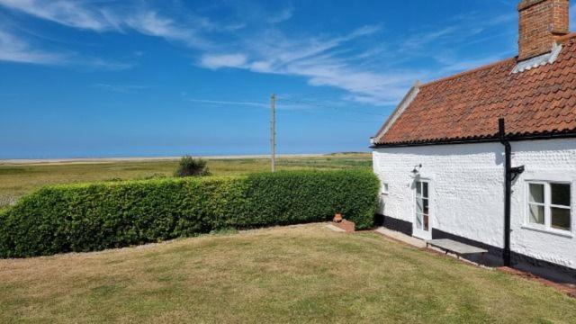 Cley Corner Cottage view 2