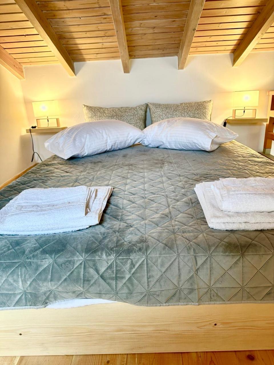 Casa dei Spinoula view 2