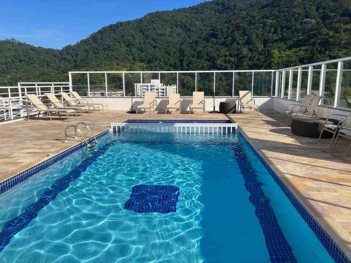 Ubatuba- Praia das Toninhas- apto para alugar