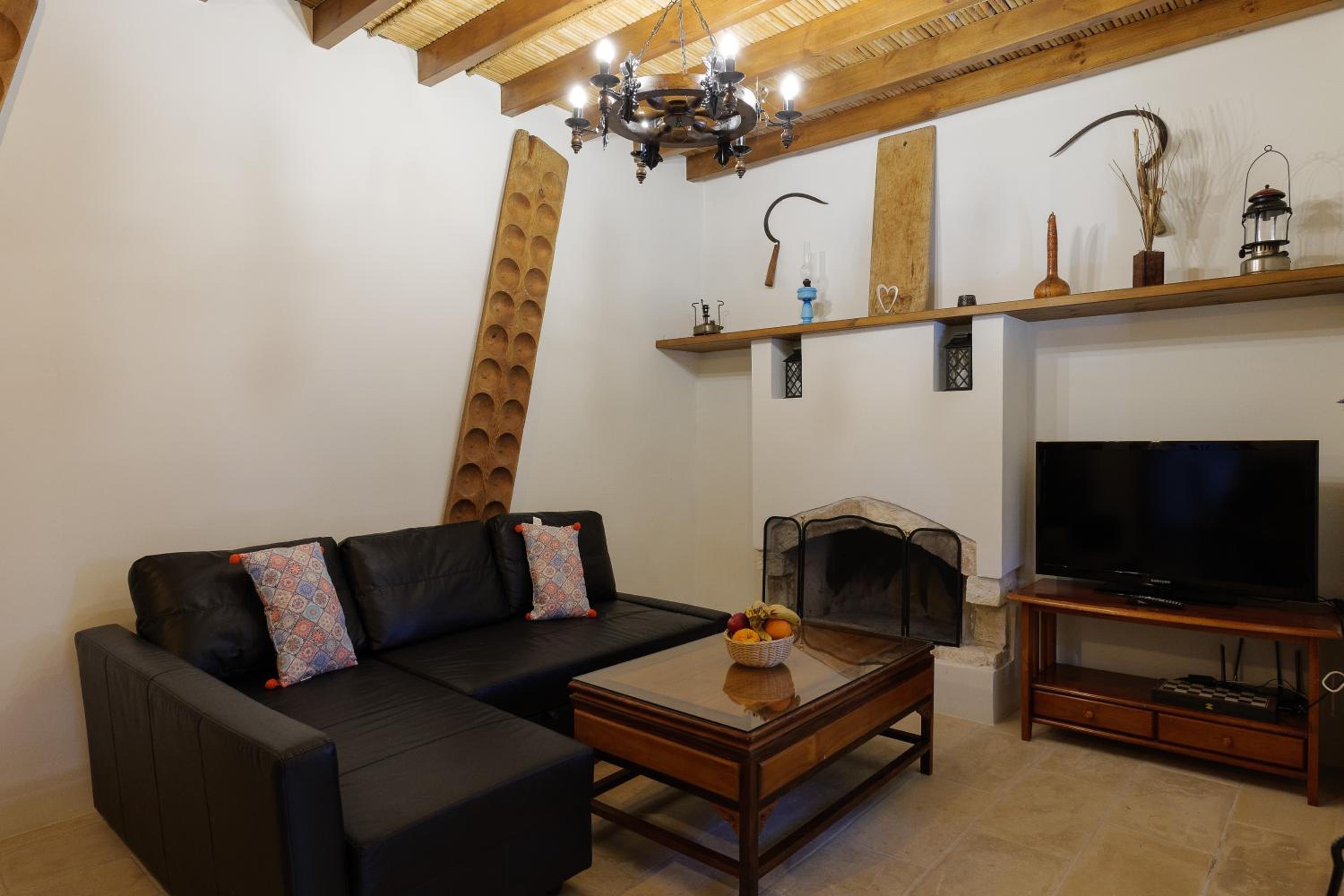 Stonehouse with private swimming pool