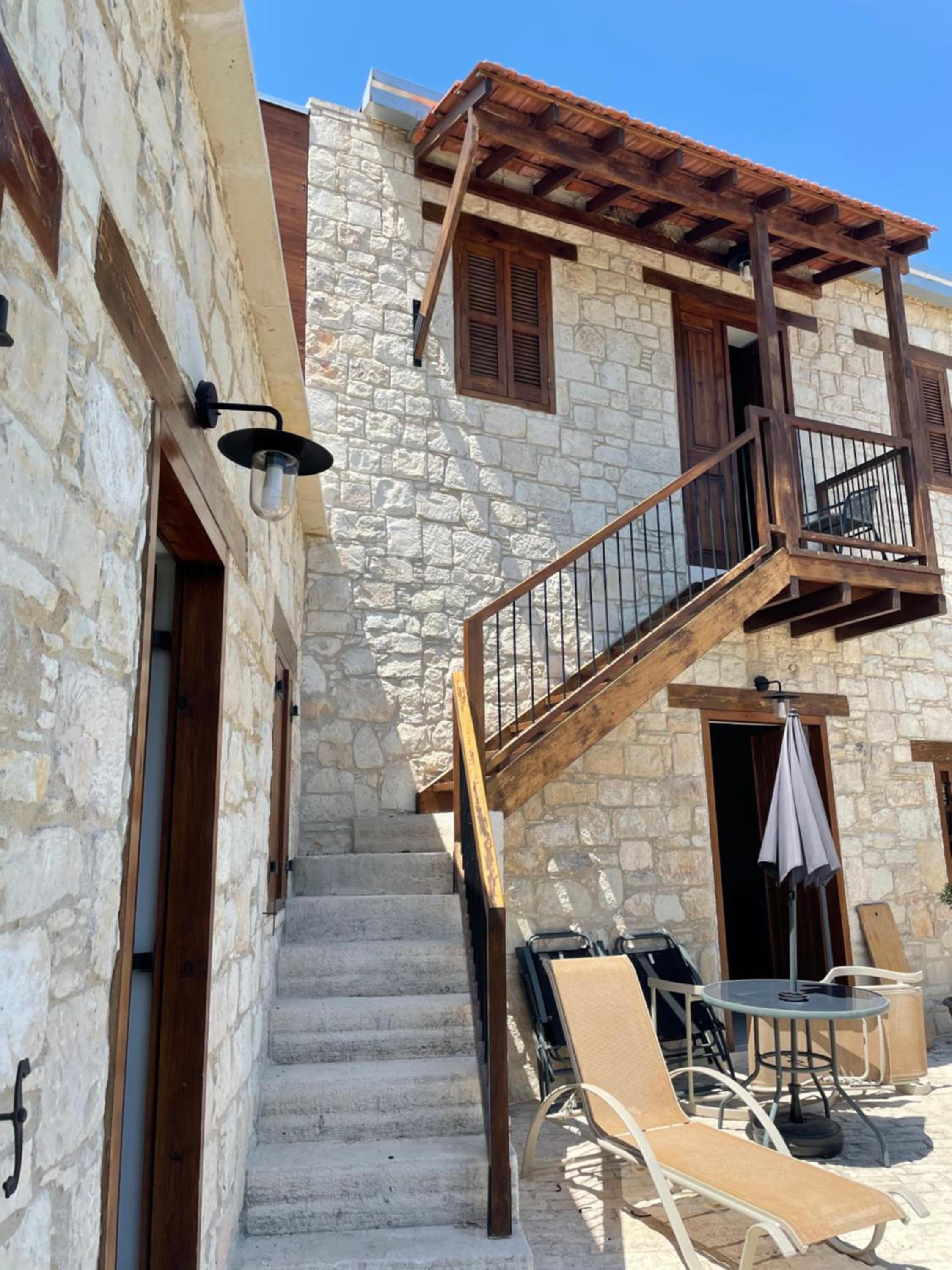 Stonehouse with private swimming pool