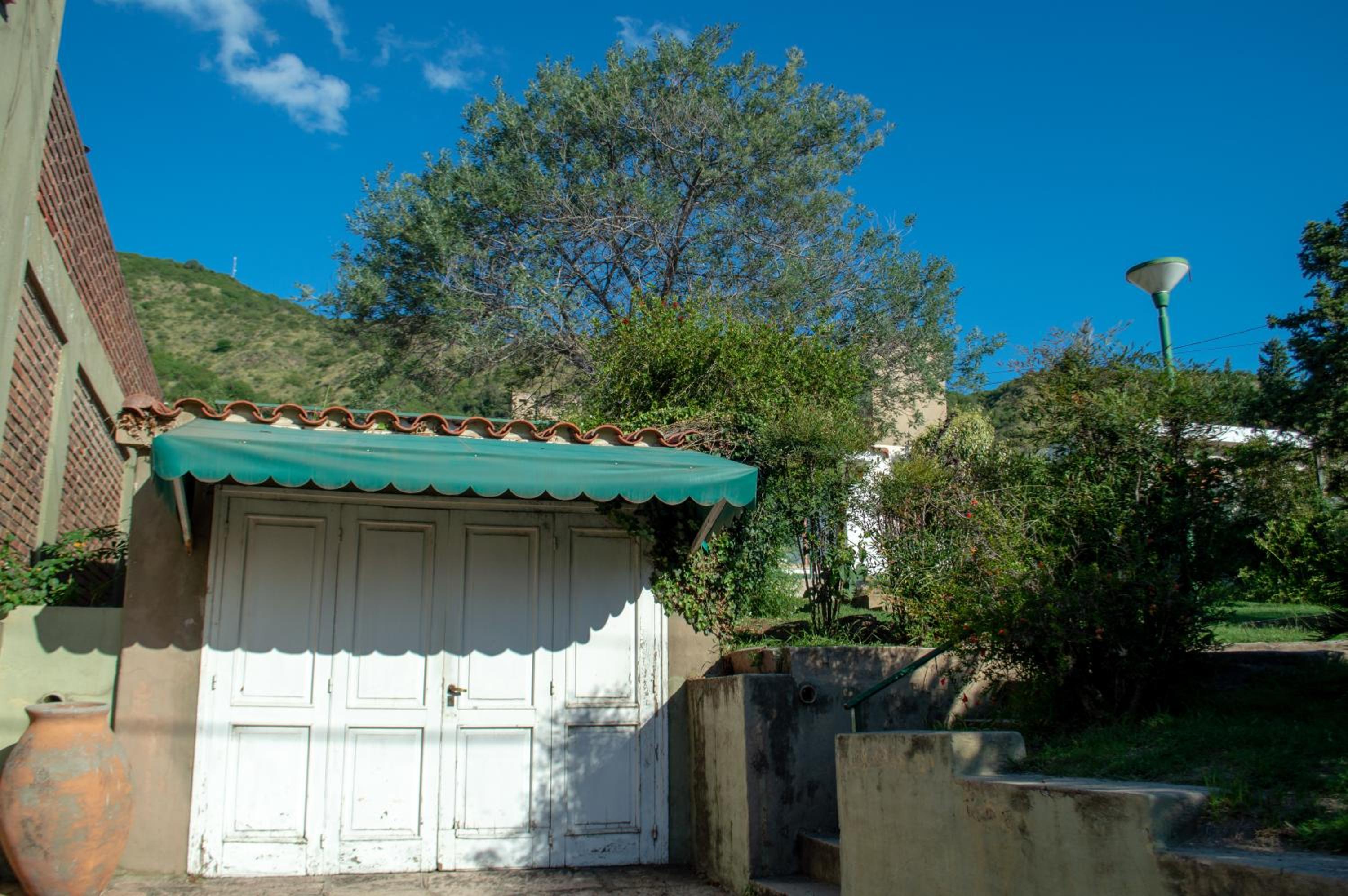 Casa en centro de Carlos Paz con pileta