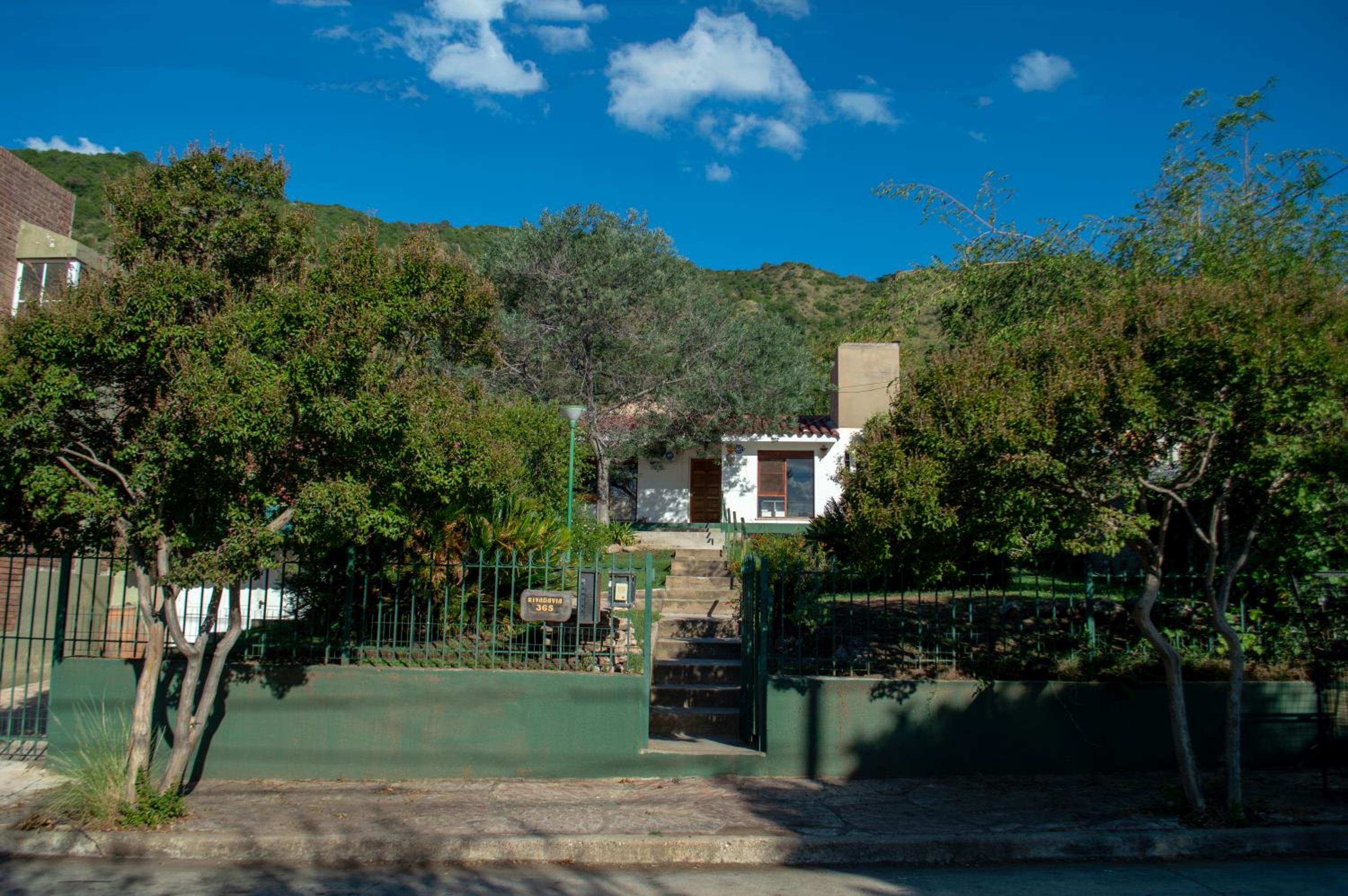 Casa en centro de Carlos Paz con pileta